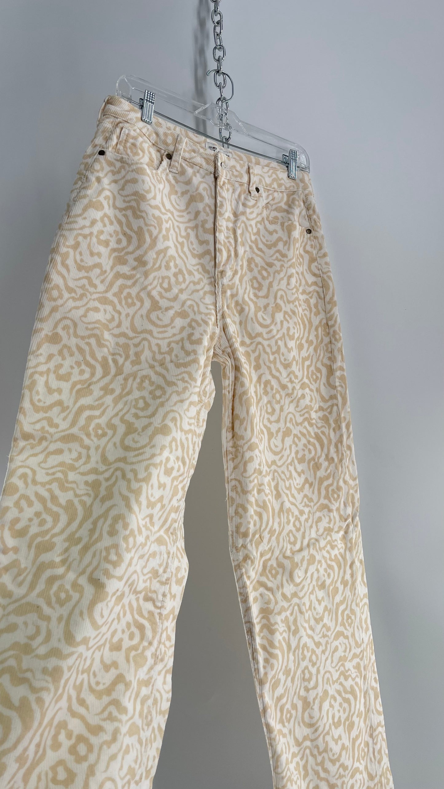 PTCL Corduroy White and Beige Leopard (30)