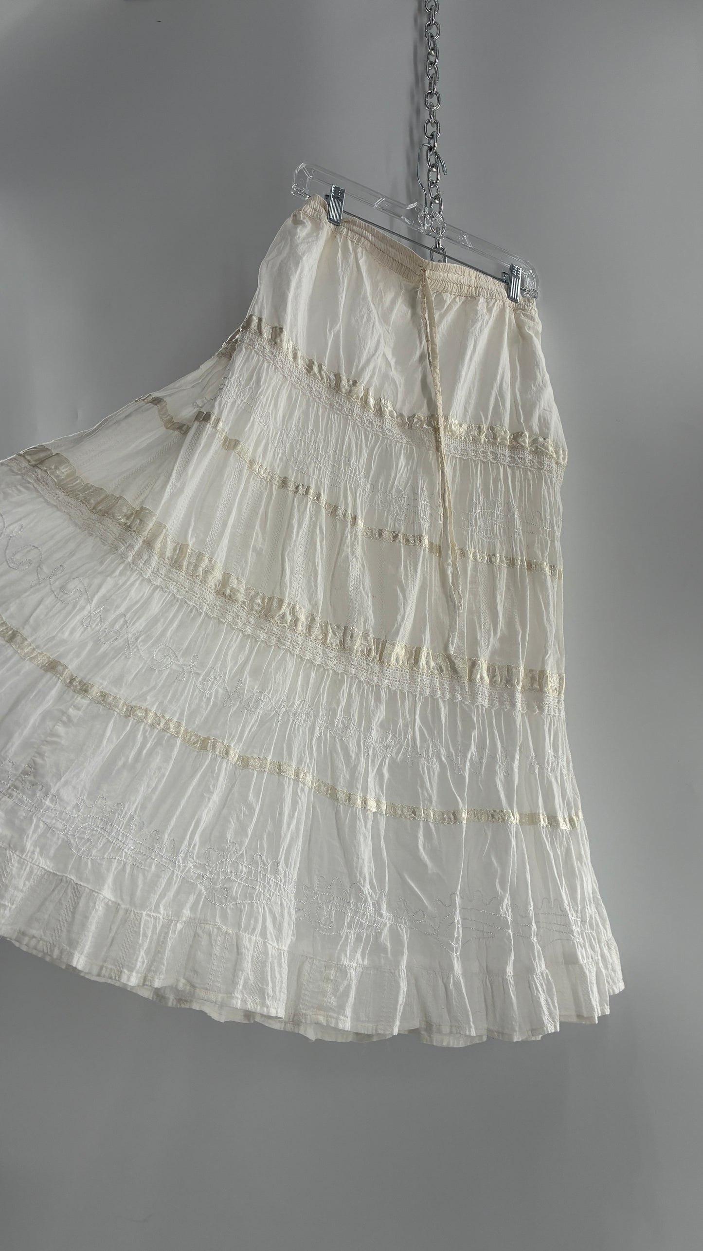 Vintage Tiered Skirt with Ribbon and Lace Trim (OS)