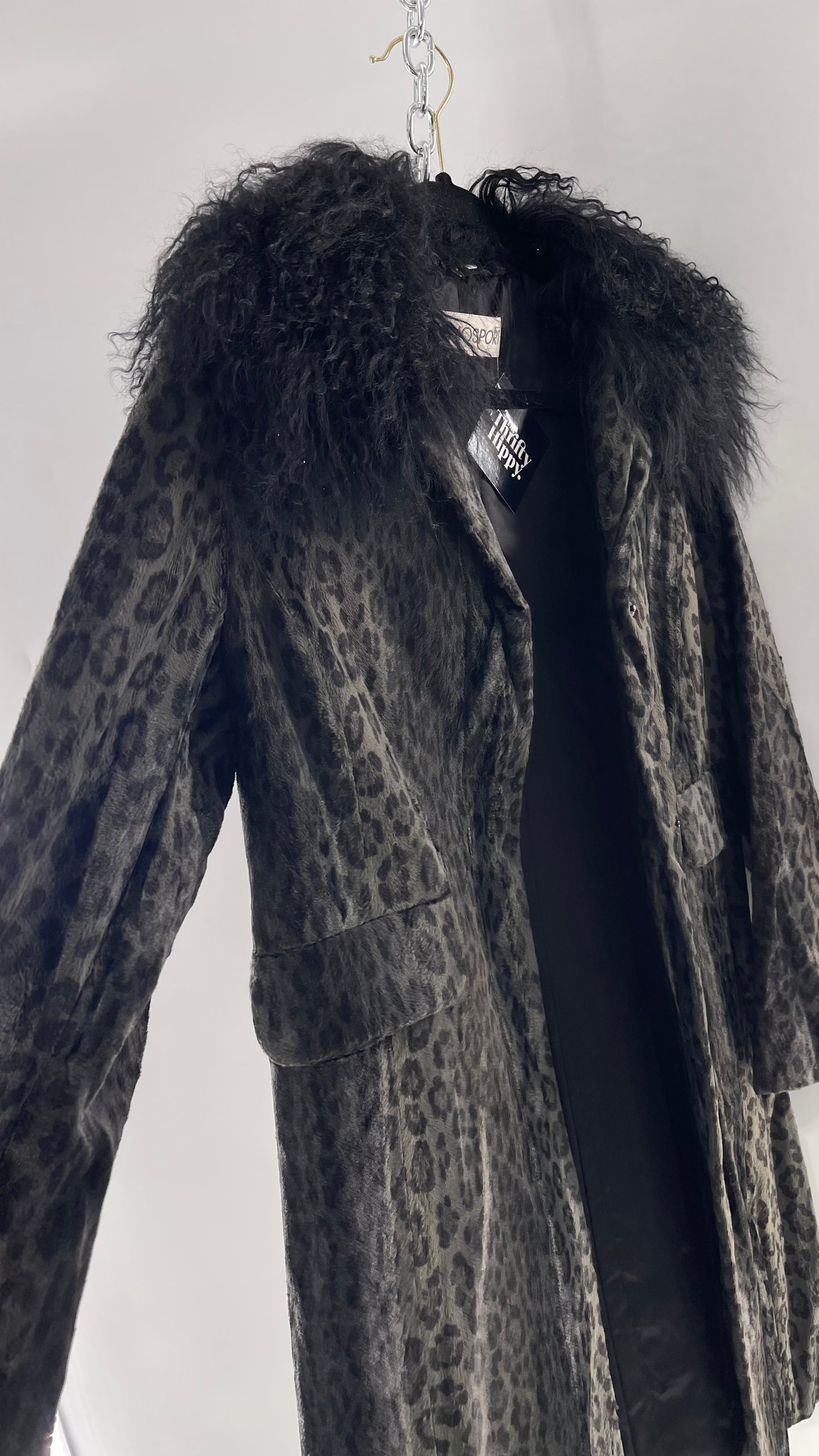 Vintage Romanian RAMOSTEPH Black/Gray Leopard Print Coat with Mongolian Fur Collar (Medium)