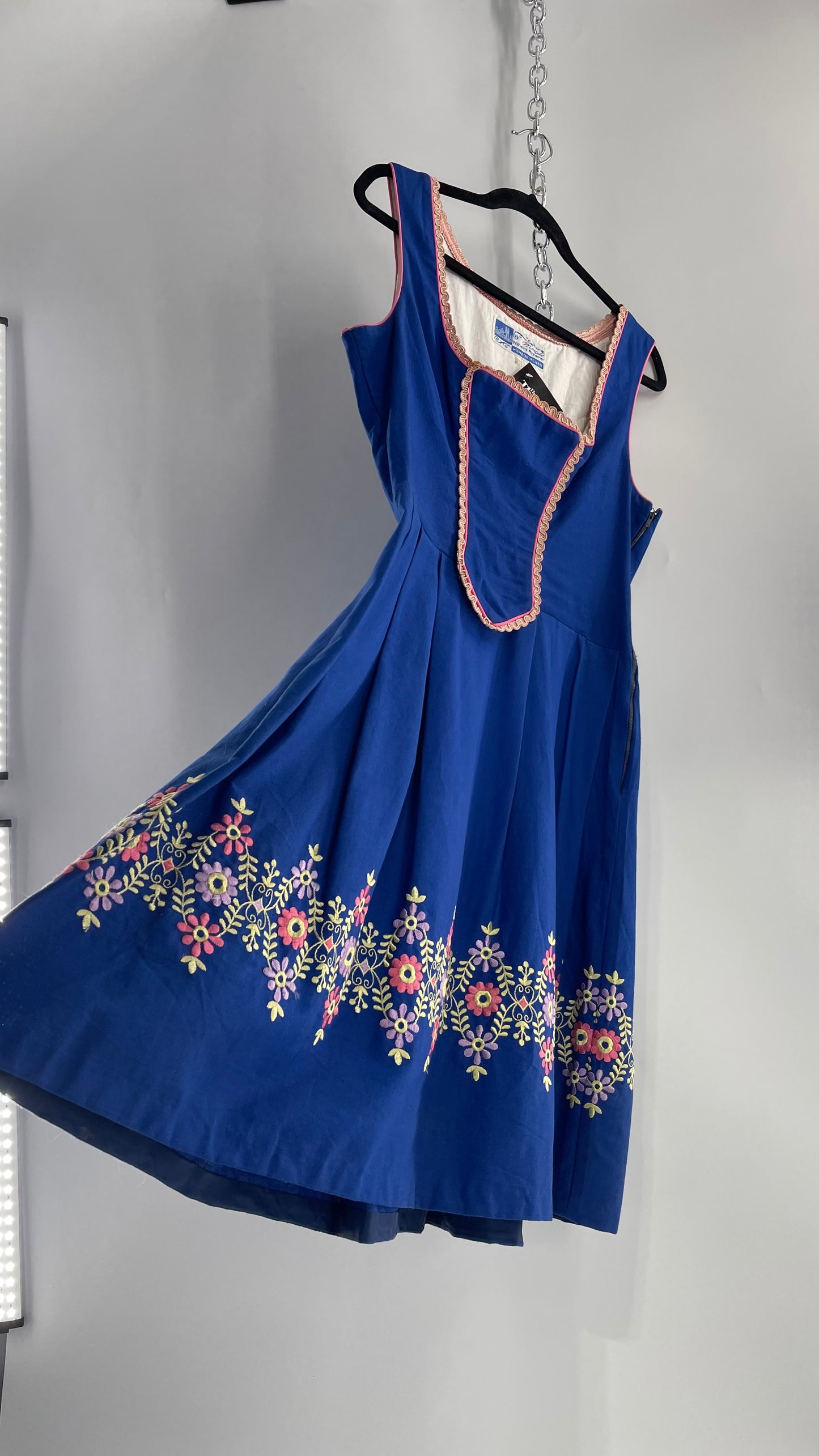 Vintage 1970s Spitzing Modell Wilhelm Picherer Hohenkirchen Traditional German Hand Embroidered Royal Blue Dress (M)