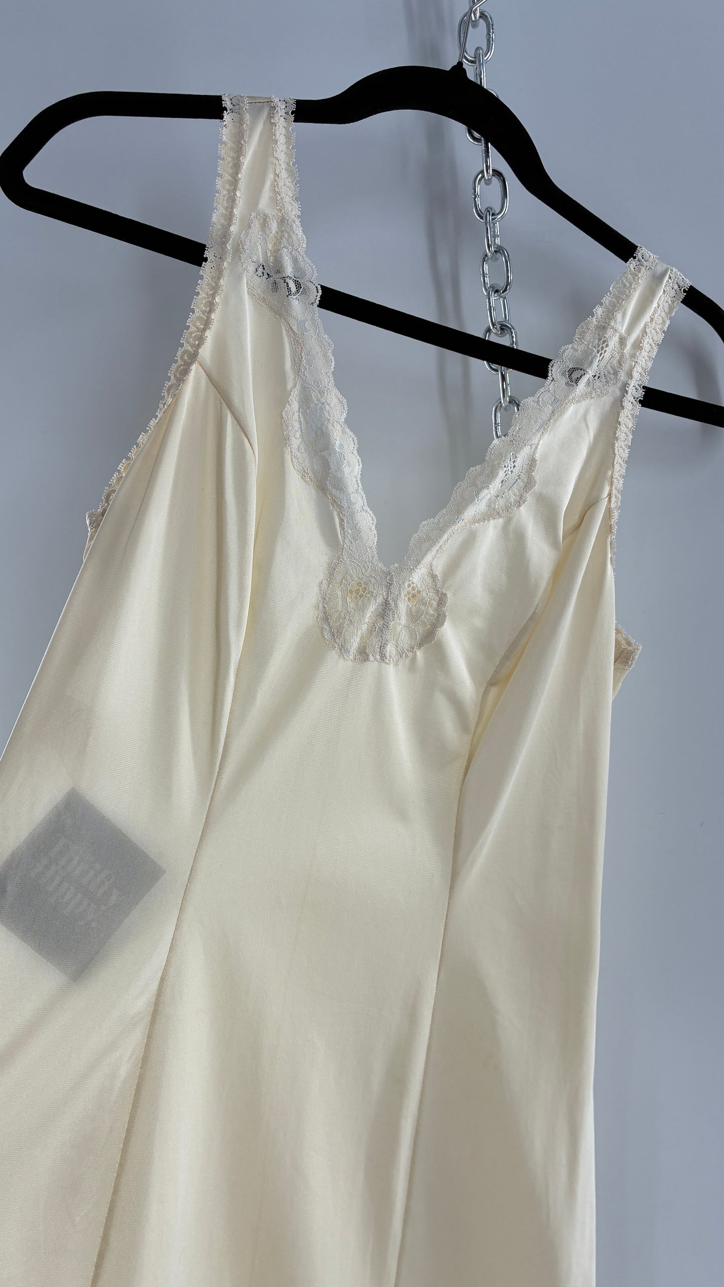 Vintage 1960s JENELLE of CALIFORNIA Slip Lace Trimmed Dress (Small)