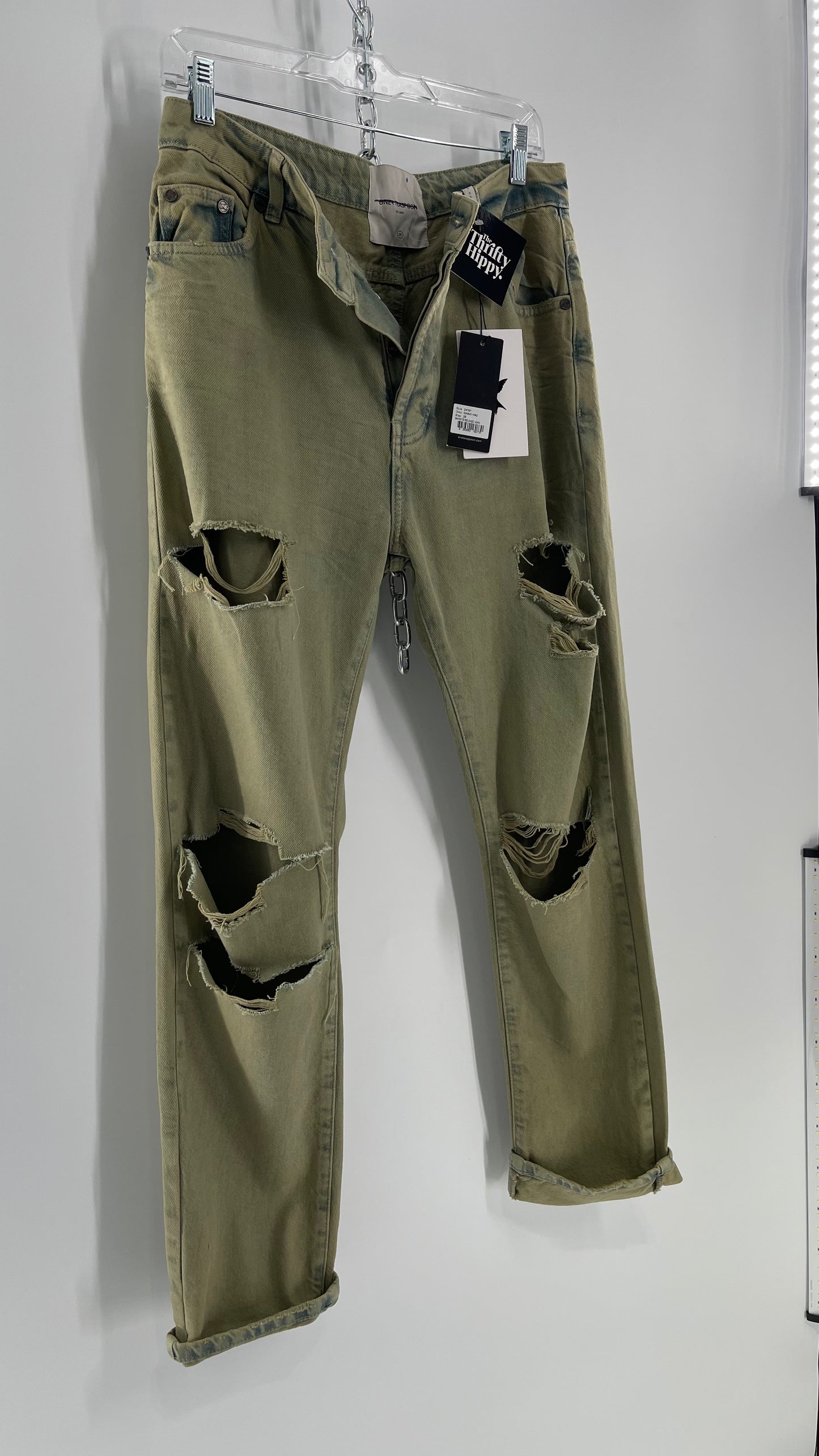 One Teaspoon Distressed Baggy/Bandit Relaxed Jean with Green Hue/Wash (Khaki Haze) (25)