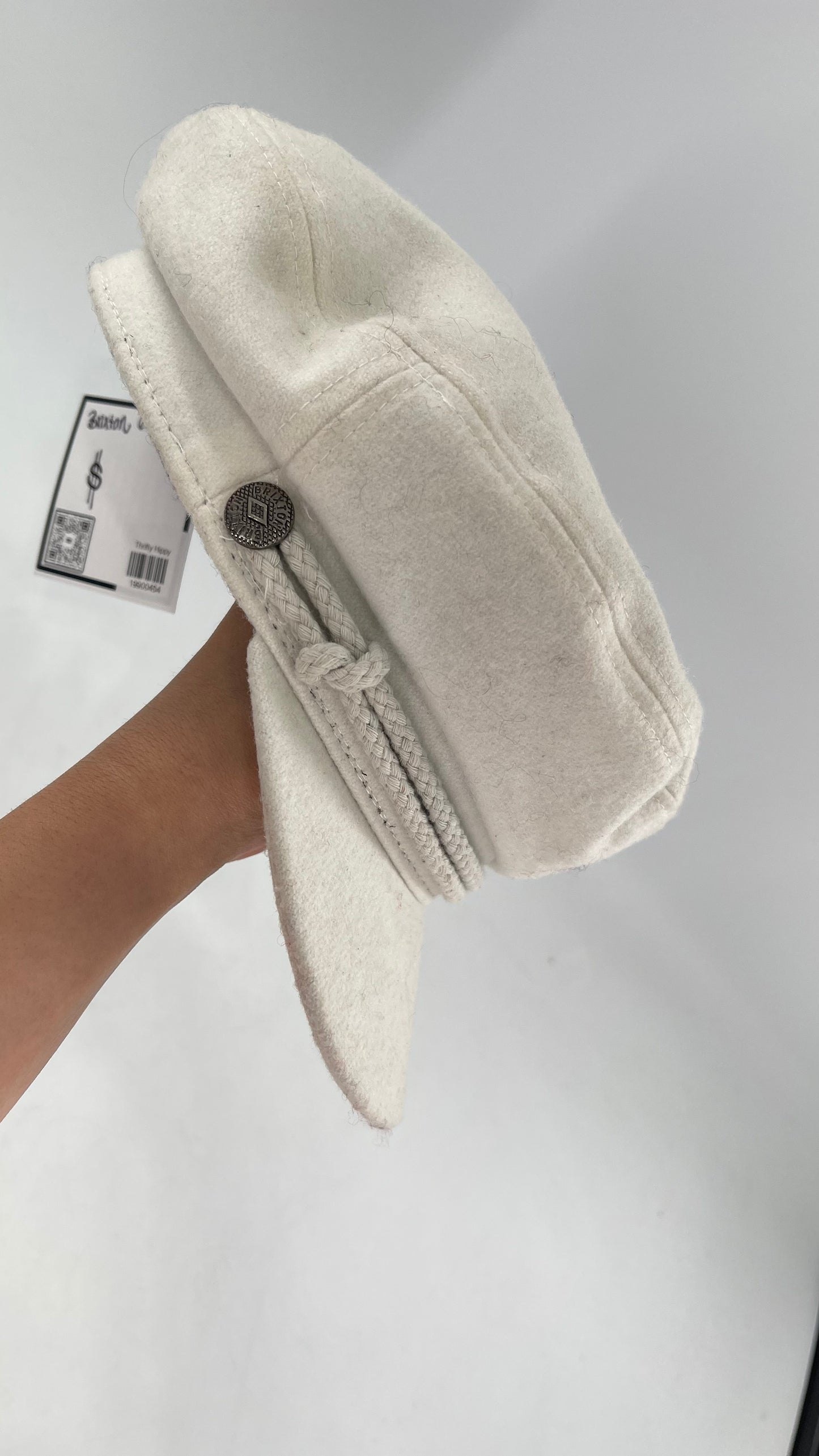 BRIXTON White Felt Newsboy Cap (6 3/4)