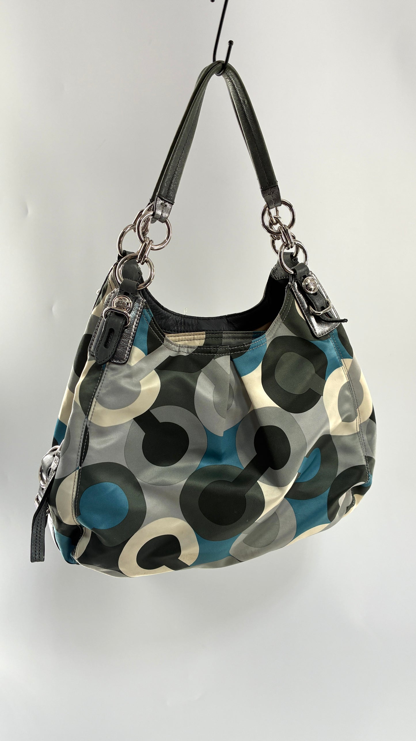 Vintage Maggie COACH Graphic Monogram Grey, Blue, Silver Shoulder Bag