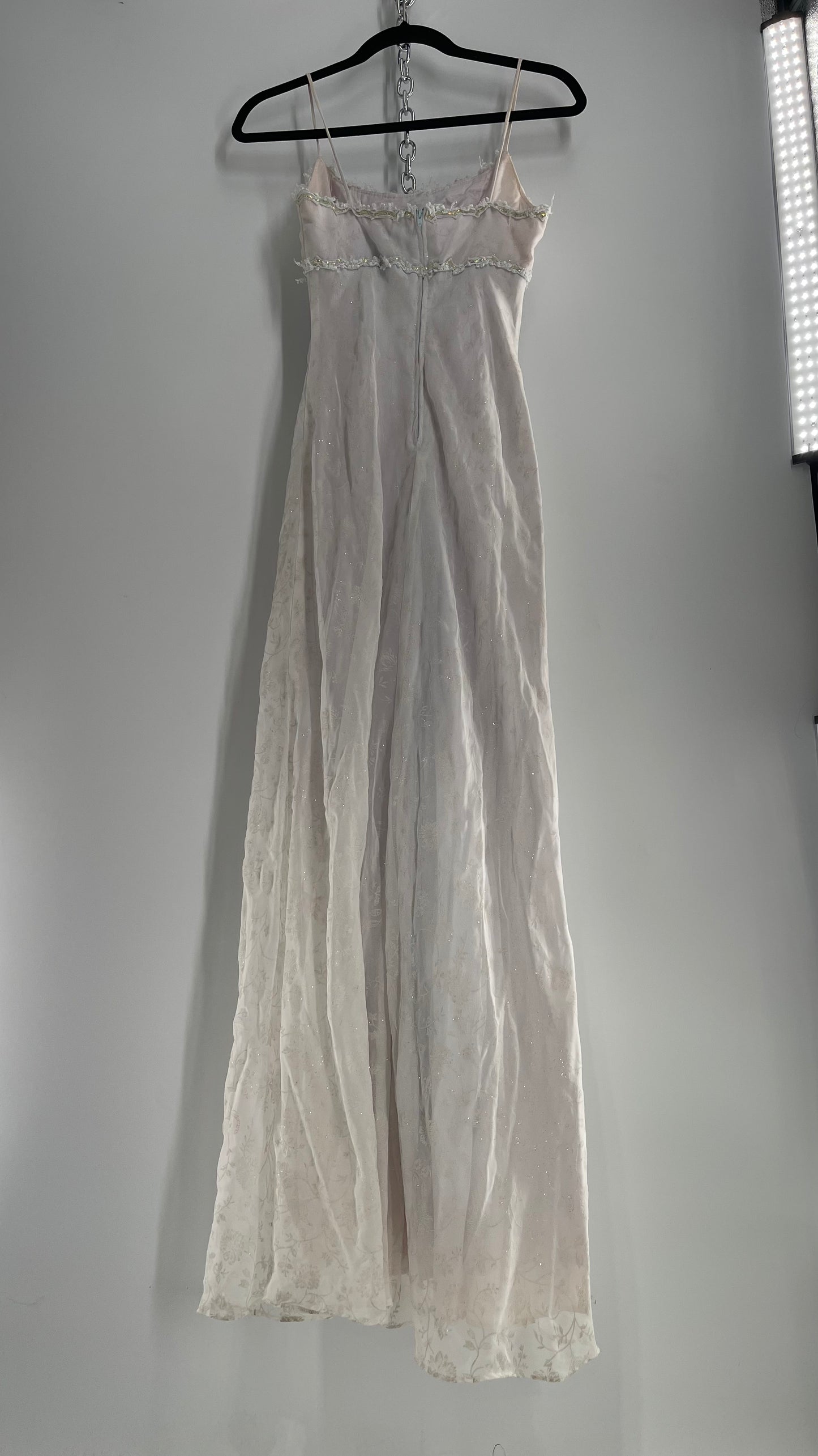 Vintage 1990s BLONDIE NITES by Jaslene Off White/Light Lilac Gown with Lace Trim (5)