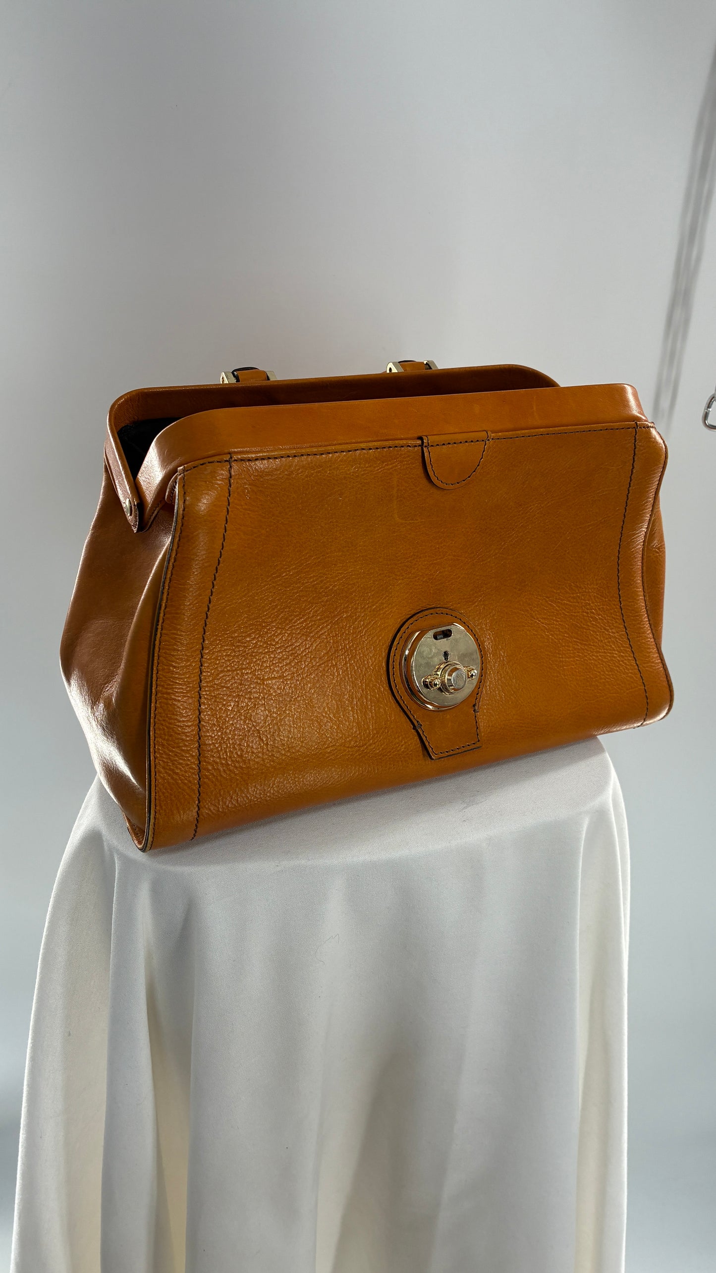 Vintage DIVINA FIRENZE Orange Genuine Leather Briefcase Style Purse