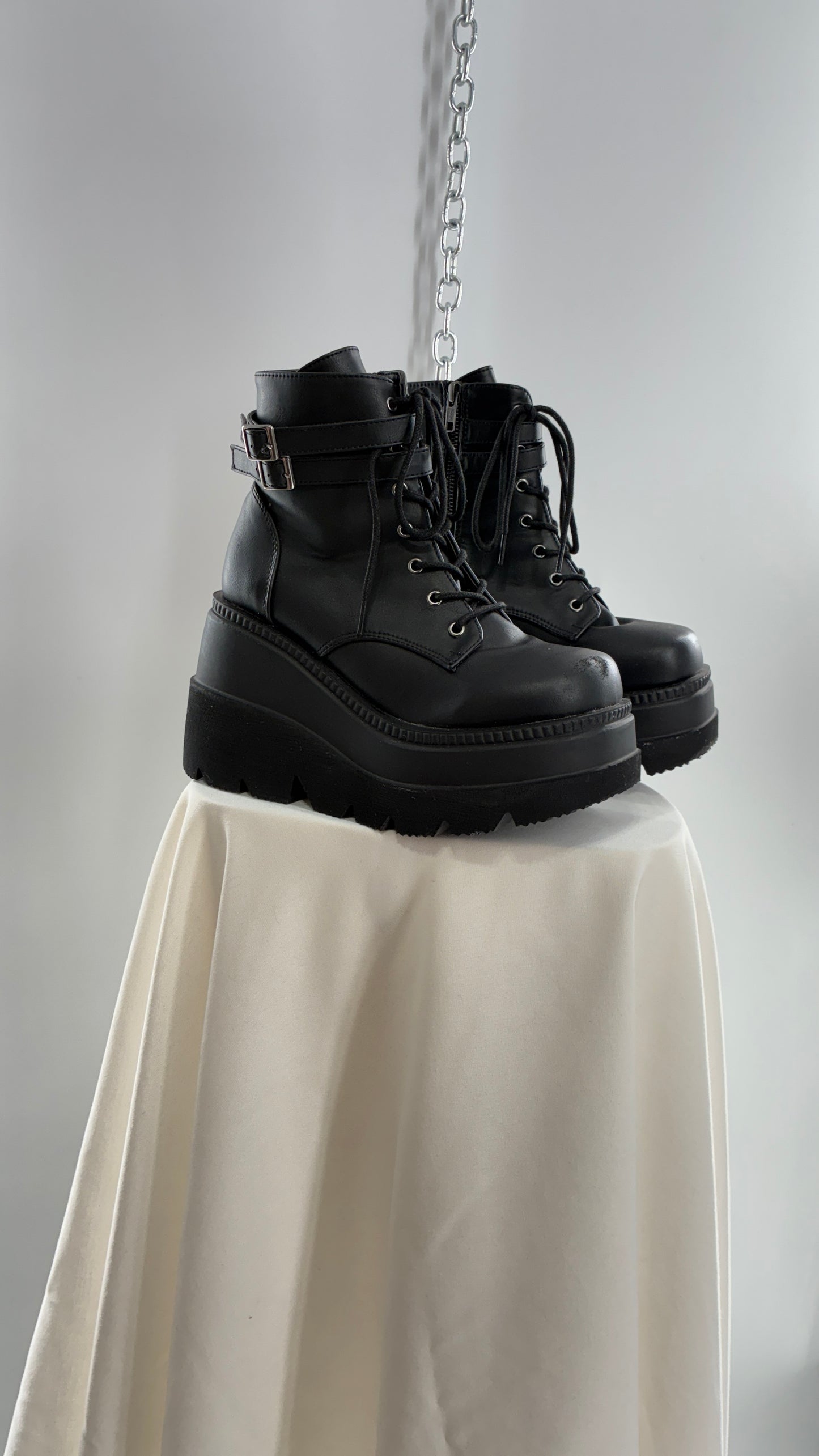 DEMONIA Shaker-52 Black Platform Wedge Combat Boots (9)