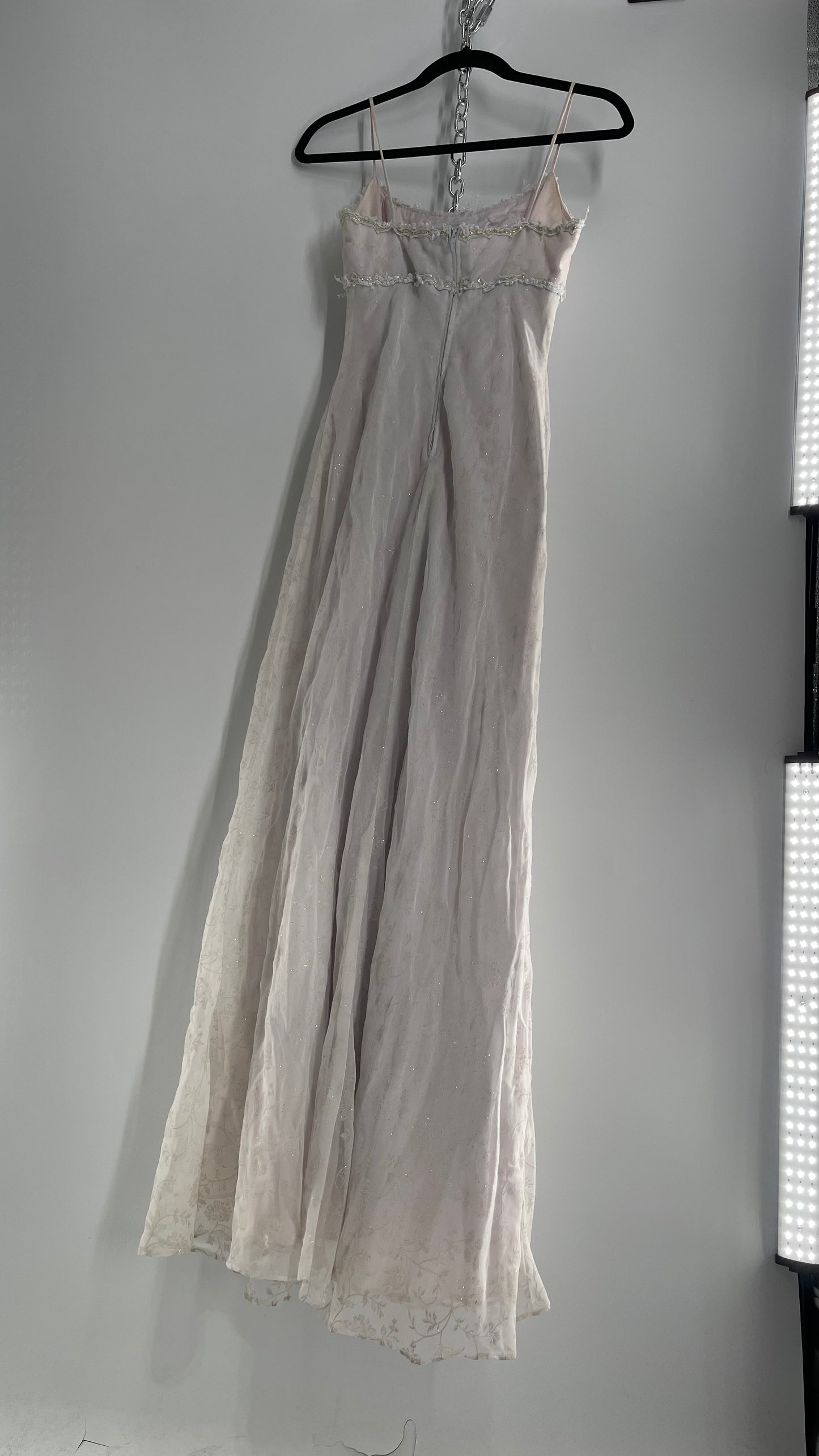 Vintage 1990s BLONDIE NITES by Jaslene Off White/Light Lilac Gown with Lace Trim (5)