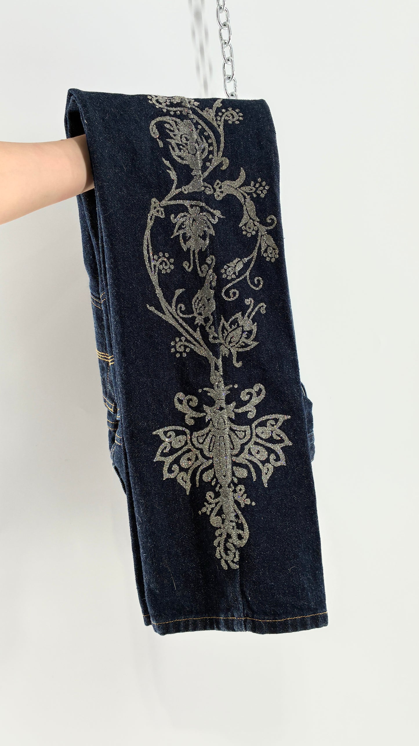 Vintage EXPRESS JEANS Dark Wash with Iridescent, Embellished, Textured Design Running Down Pant Leg (3/4)
