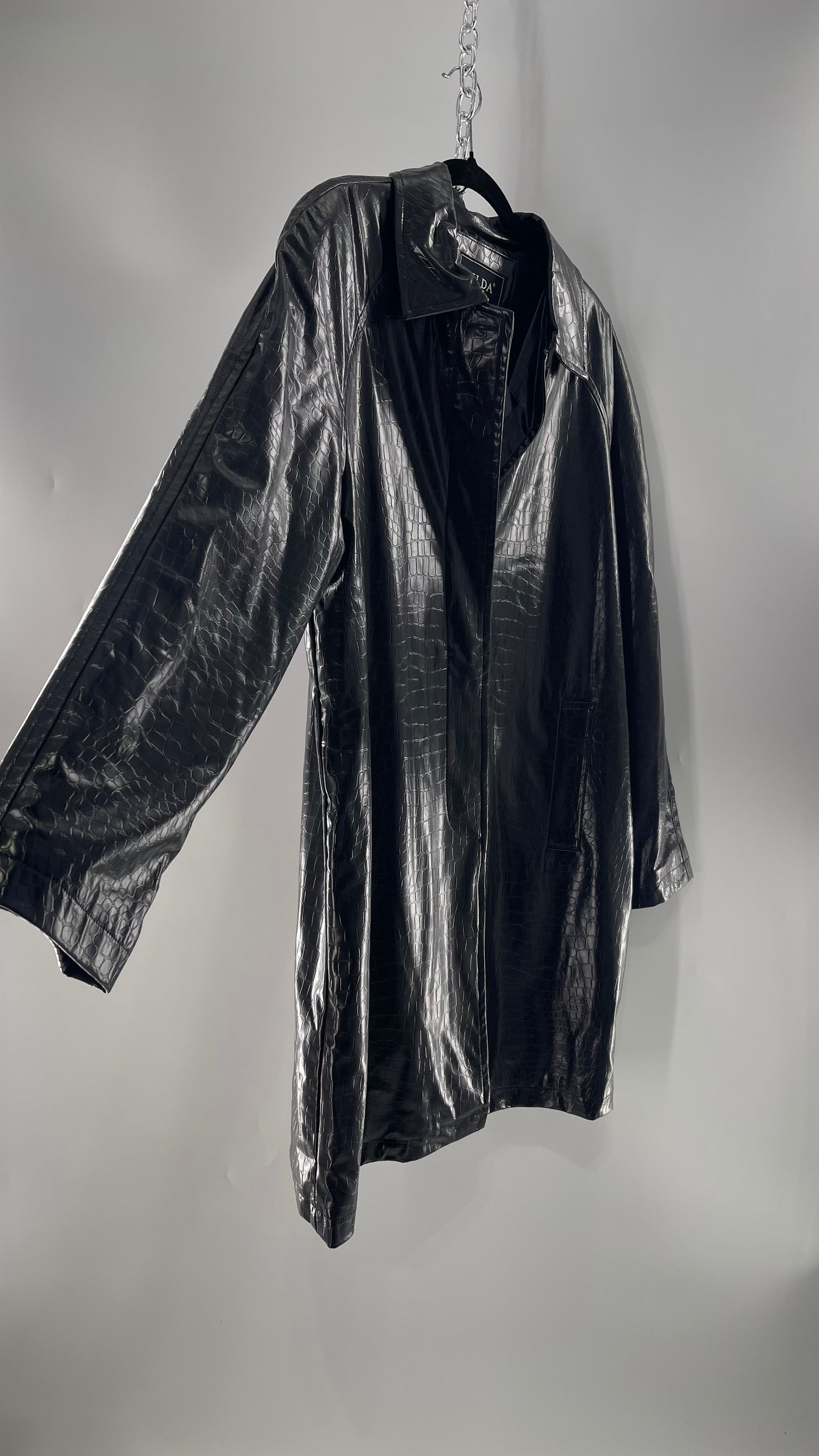 FU DA NEW YORK Black Crocodile Embossed Coat (C) (XL)