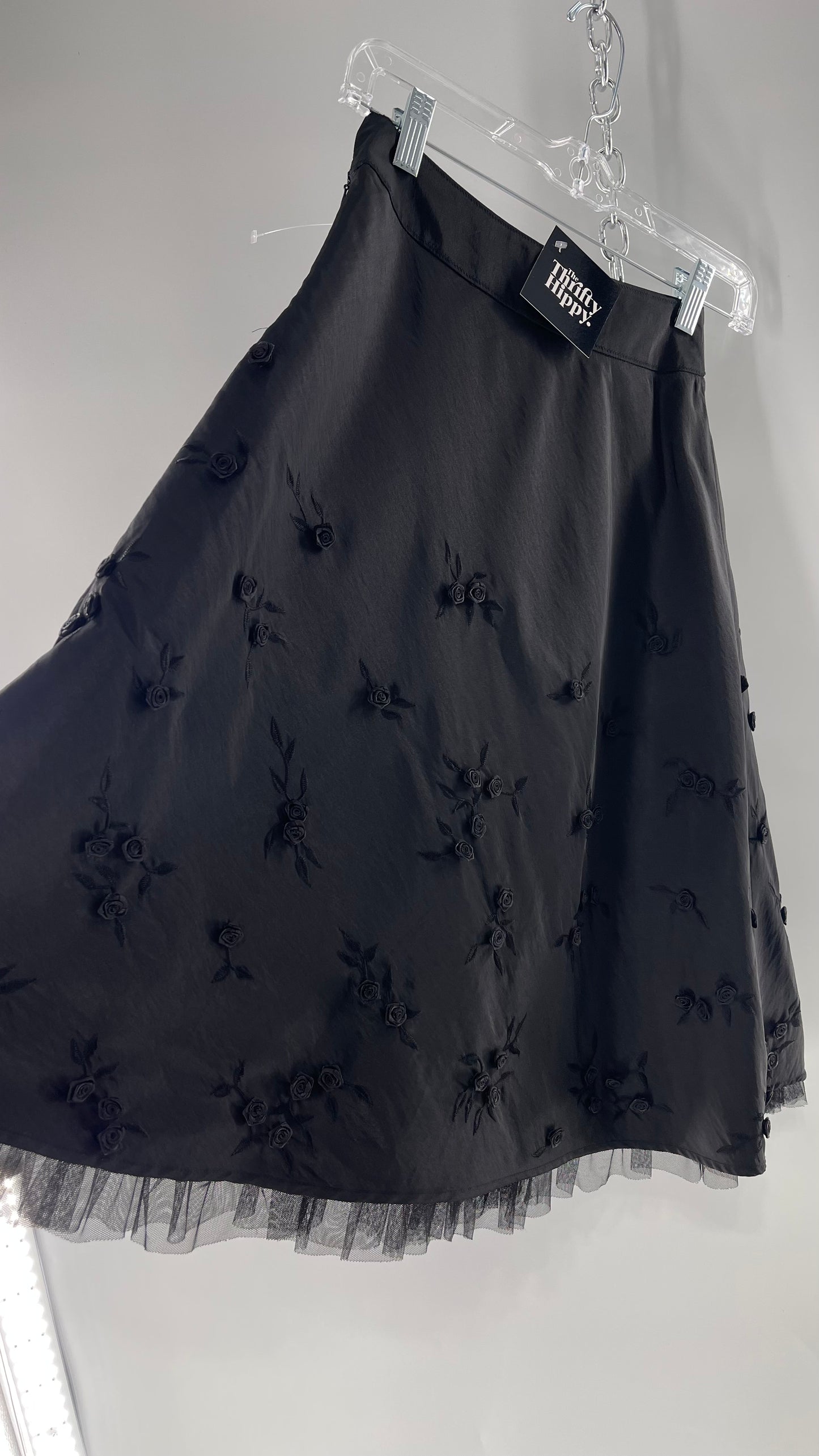 Vintage Josephine Chaus Petite Black Skirt with Rosettes and Mesh Underlay (6P)