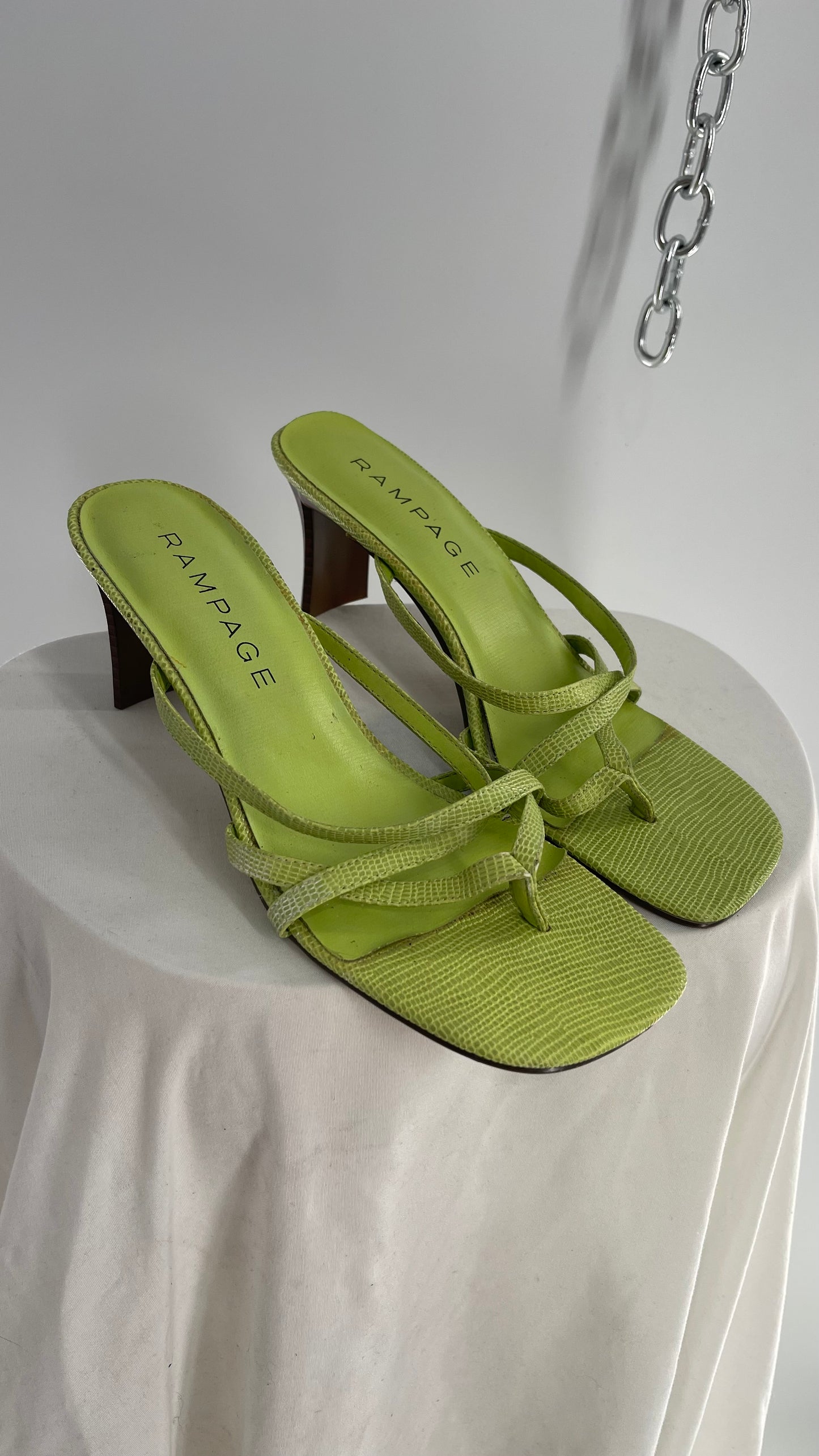 Vintage Rampage Lime Green Square Toe Kitten Heel (7)