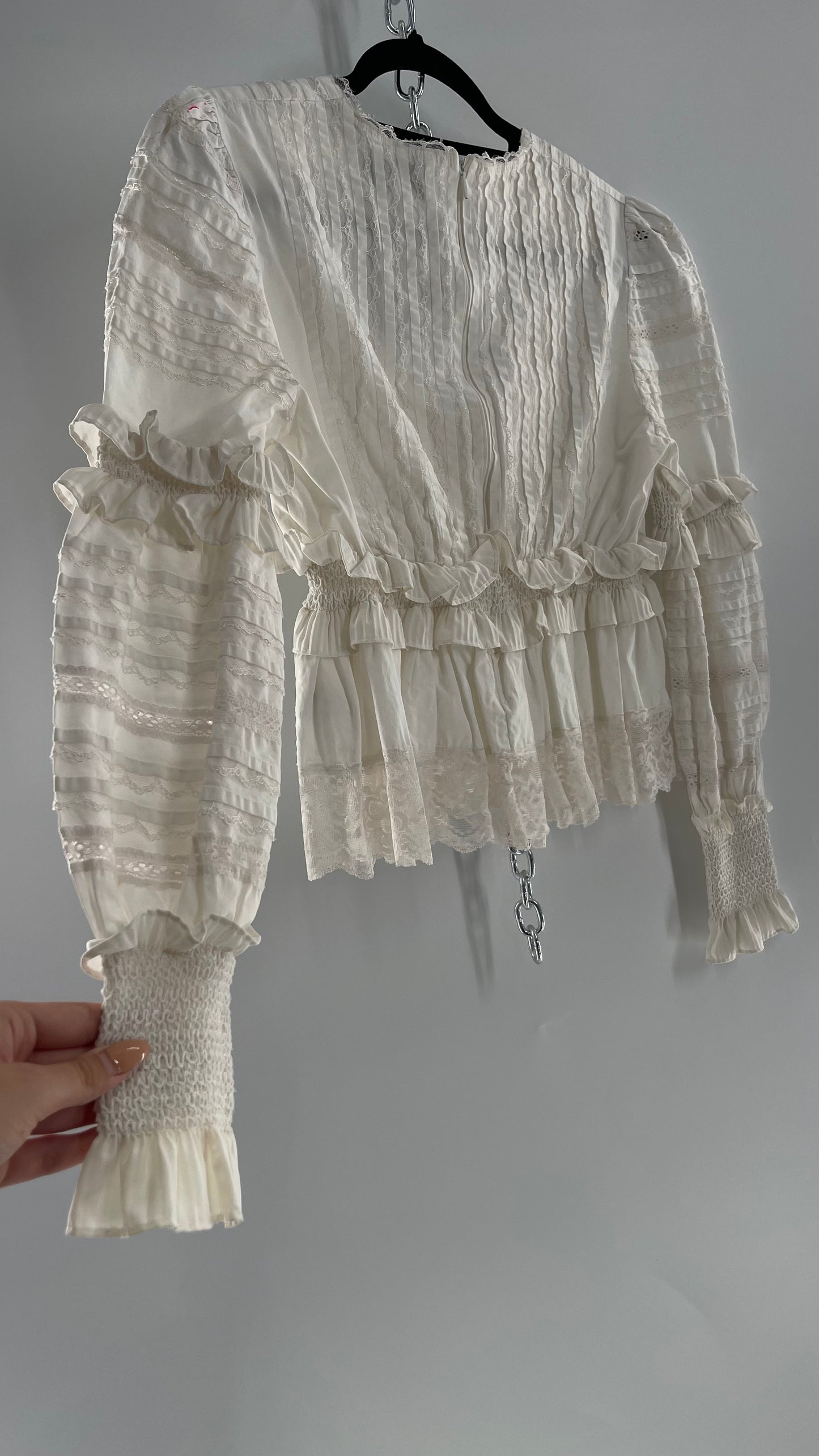 CISTAR NEW YORK White Balloon Sleeve Blouse Adorned in Delicate Ruffled and Lace (Medium)