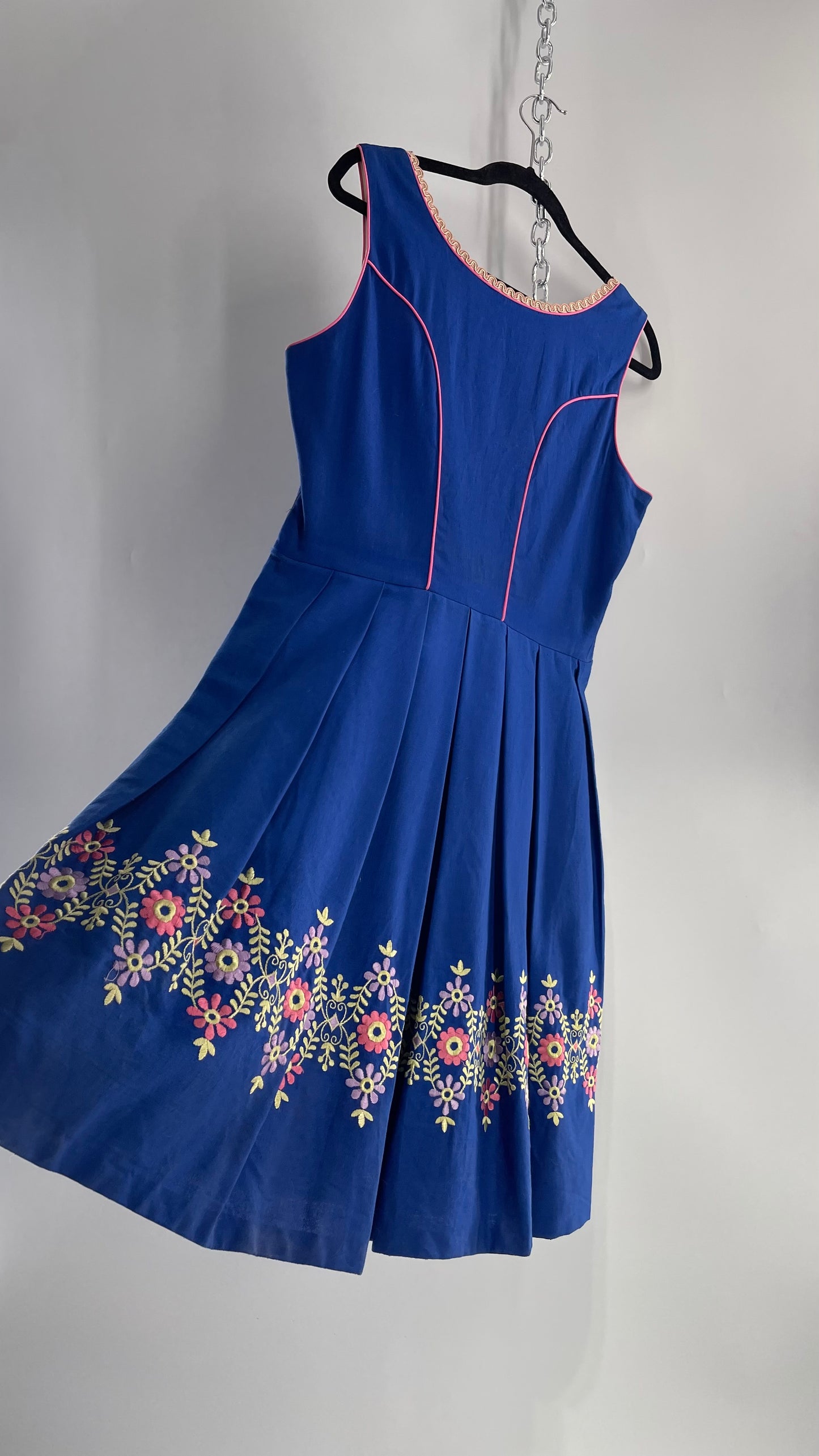 Vintage 1970s Spitzing Modell Wilhelm Picherer Hohenkirchen Traditional German Hand Embroidered Royal Blue Dress (M)