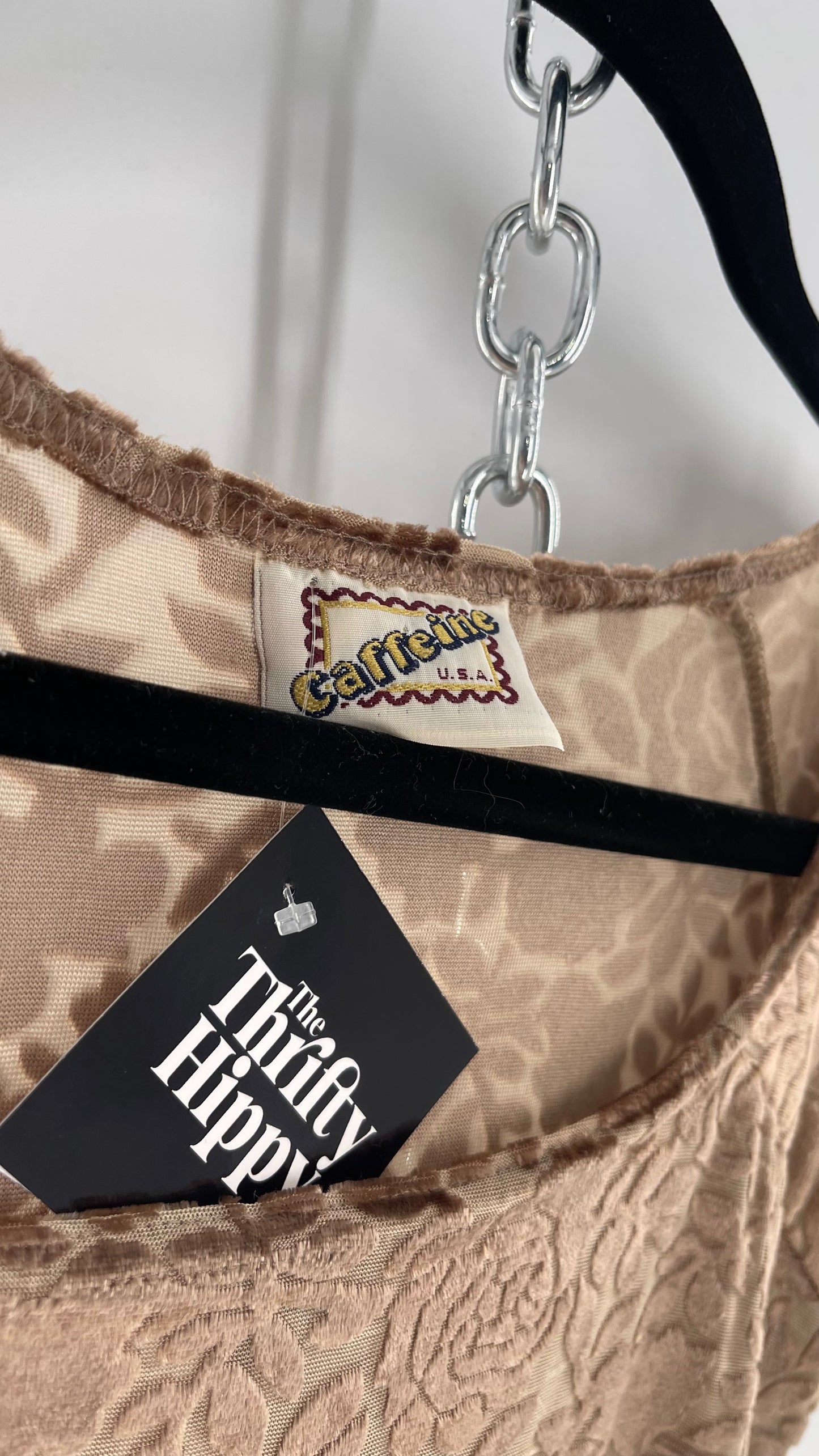 Caffeine Tan/Champagne Velvet Rose Short Sleeve (Medium)