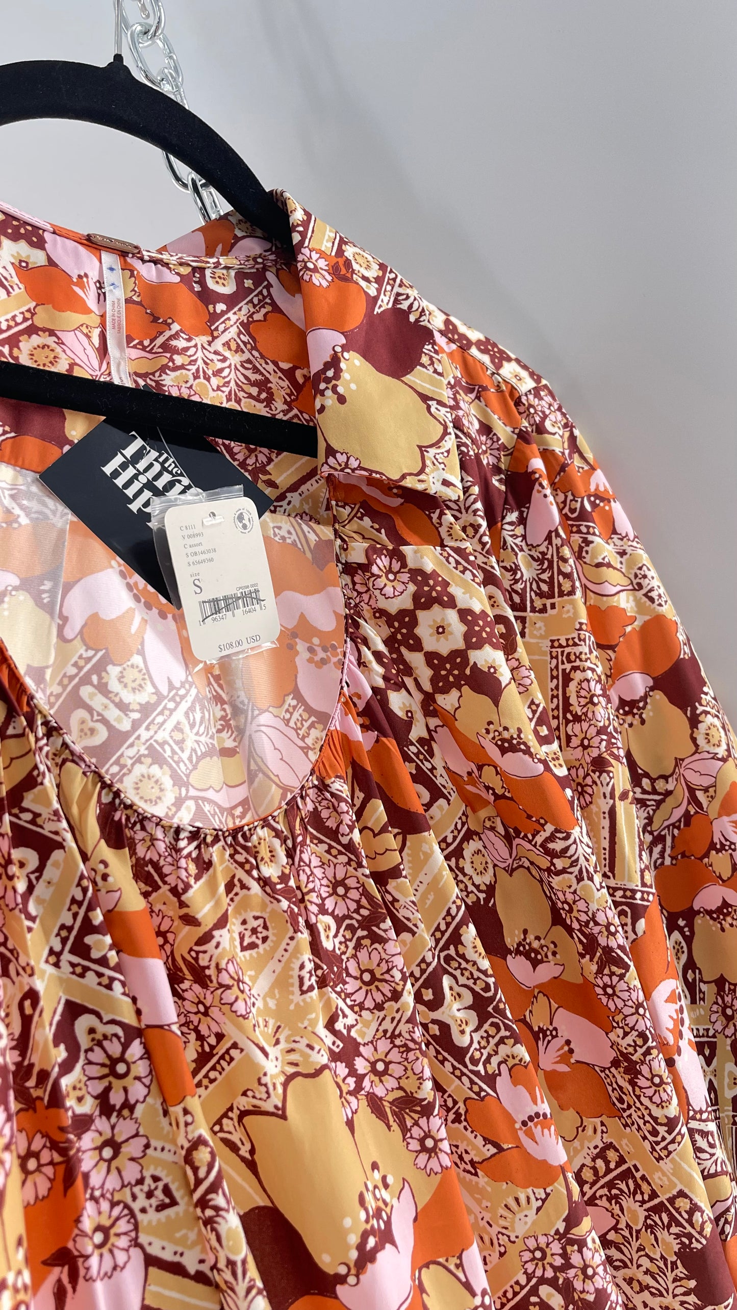 Free People All Over Mixed Warm Toned Satin Blouse with Pleated/Draping Neckline and Collar, Tags Attached (Small)