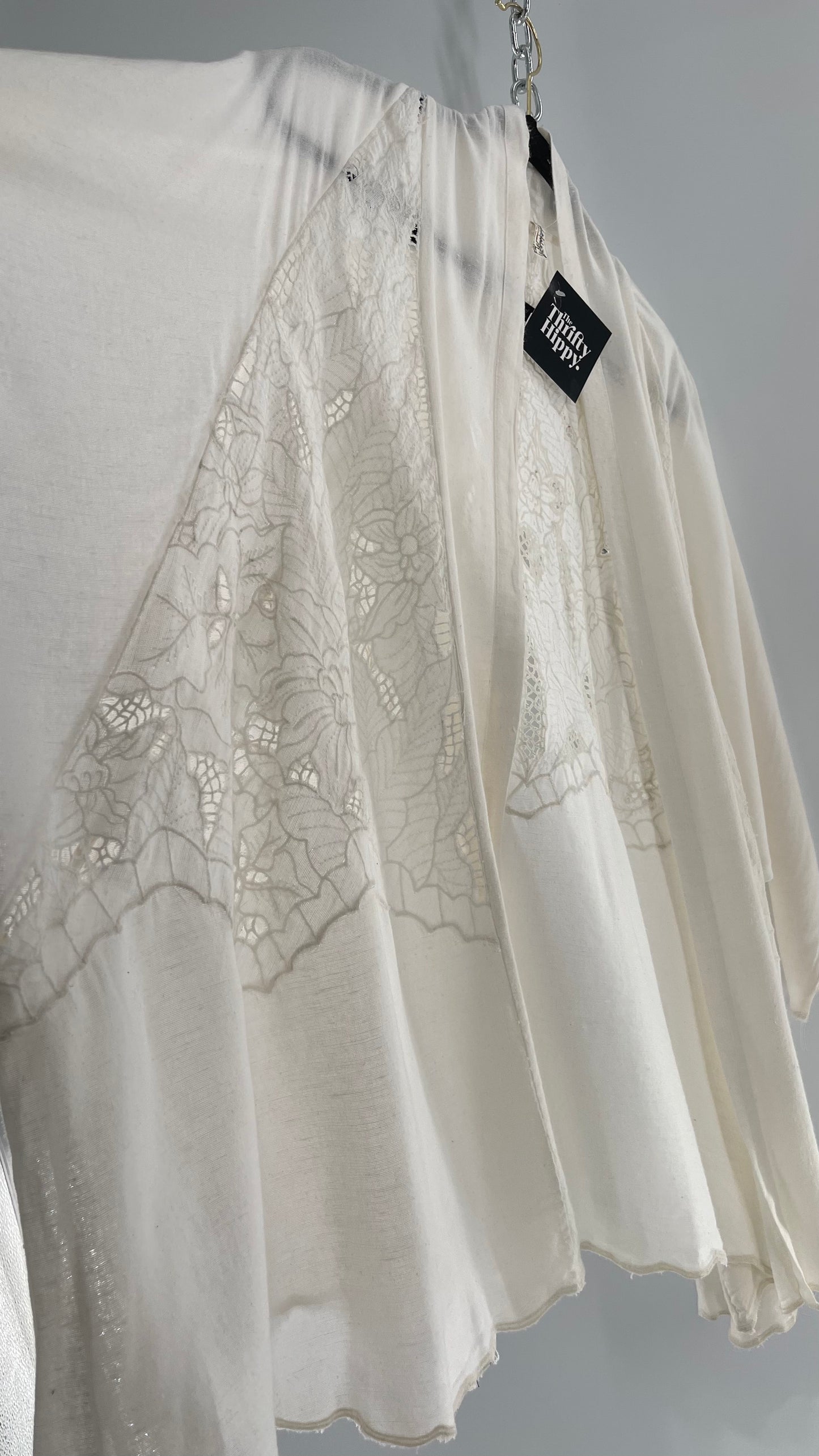 Intimately Free People Linen/Cotton White Cape with Embroidery Design (Medium)