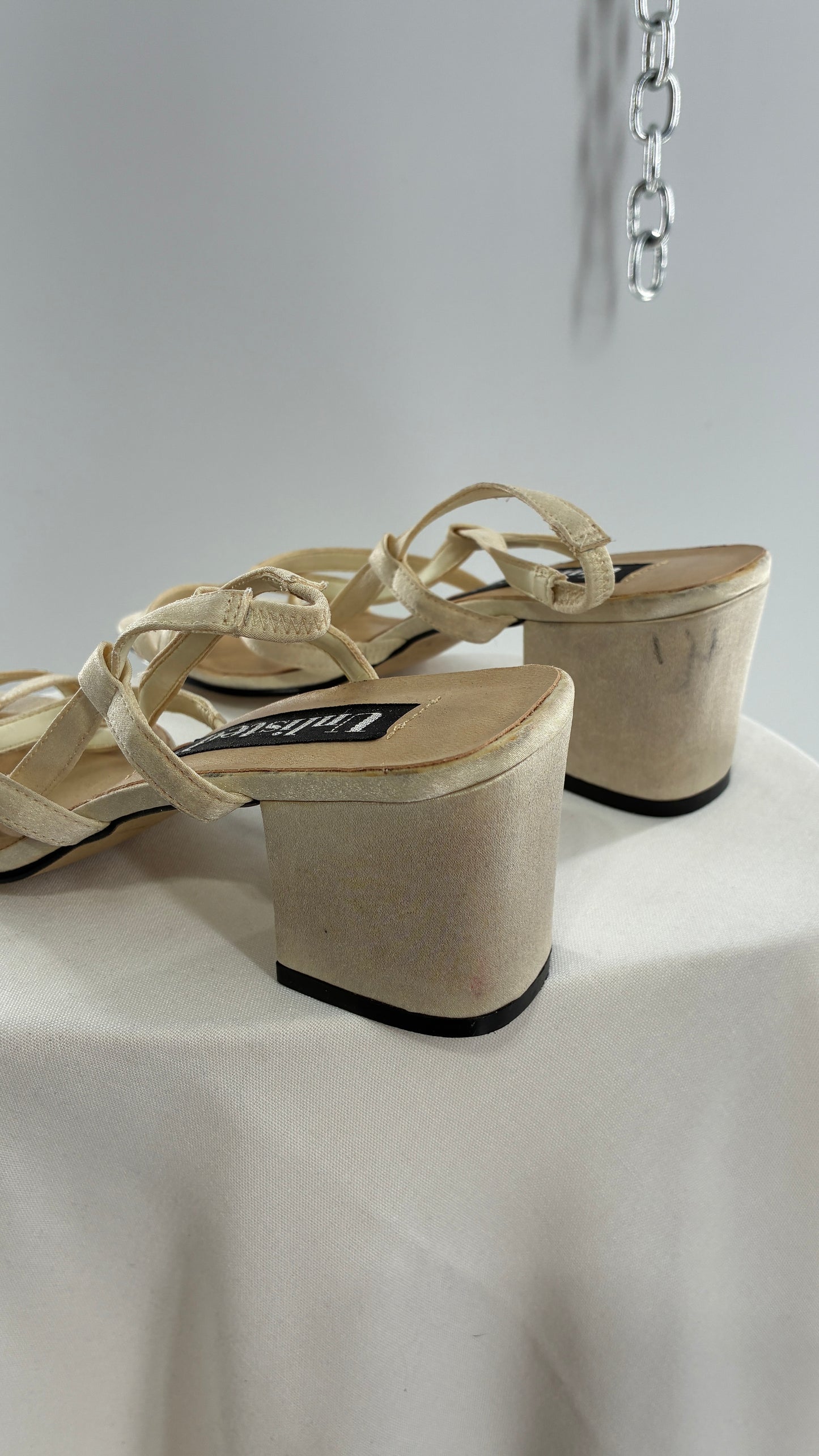 Vintage UNLISTED 1990s Strappy Ivory Block Kitten Heel Sandal (8)