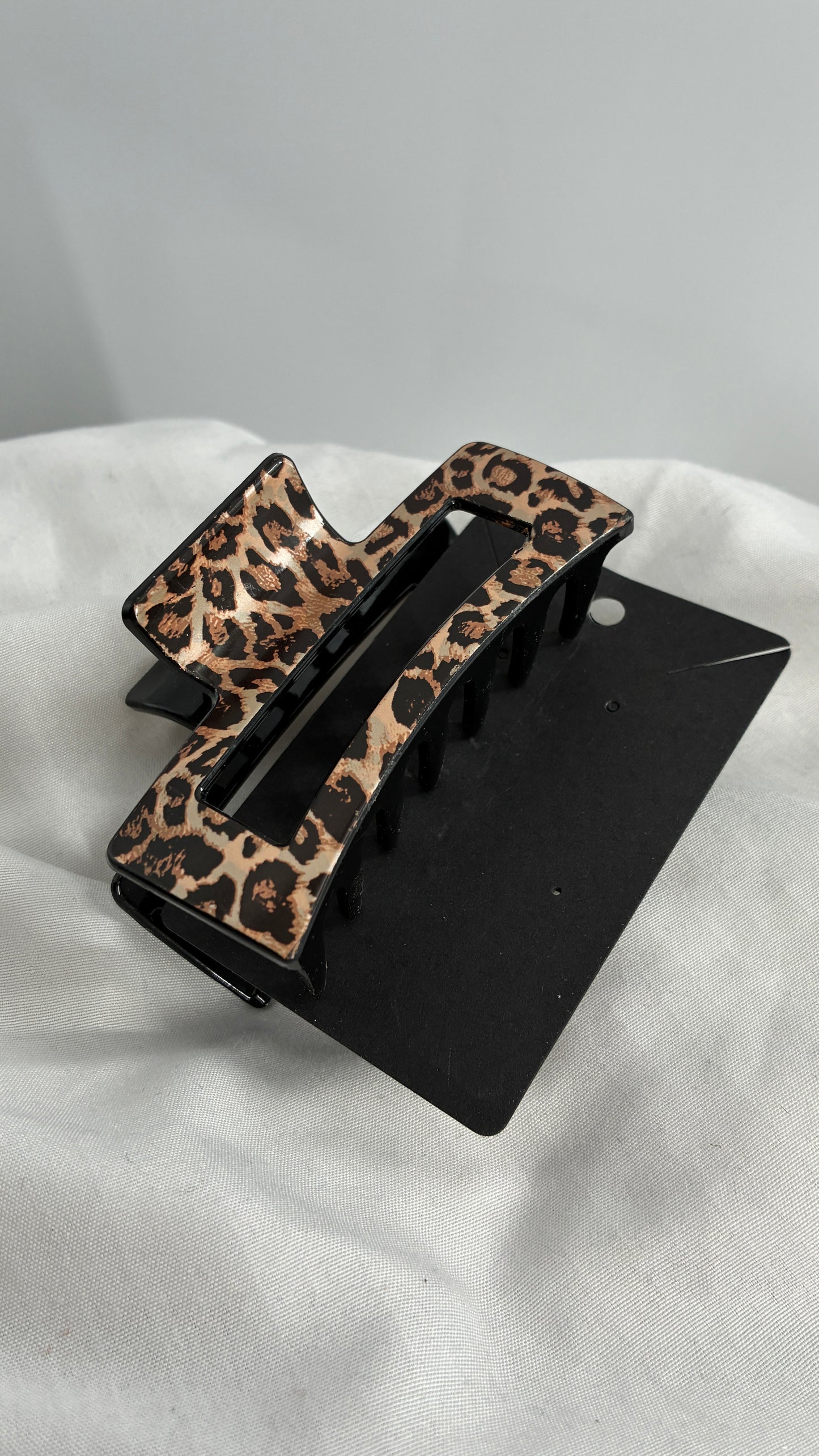 Cheetah Graphic Hair Claw Clip