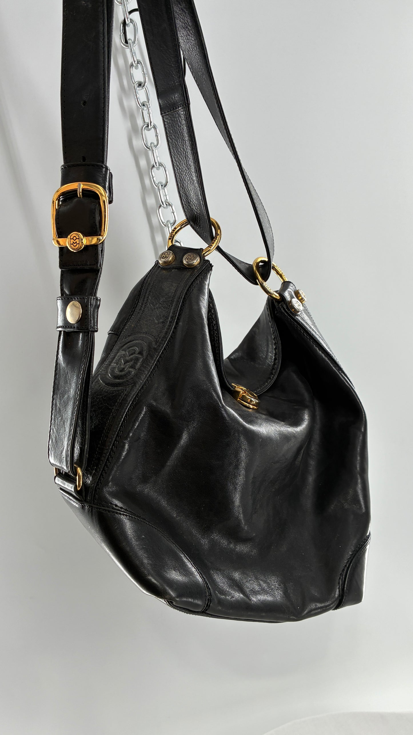 Vintage MARINO ORLANDI Black Leather Purse Made in Italy with Gold Embossed Hardware