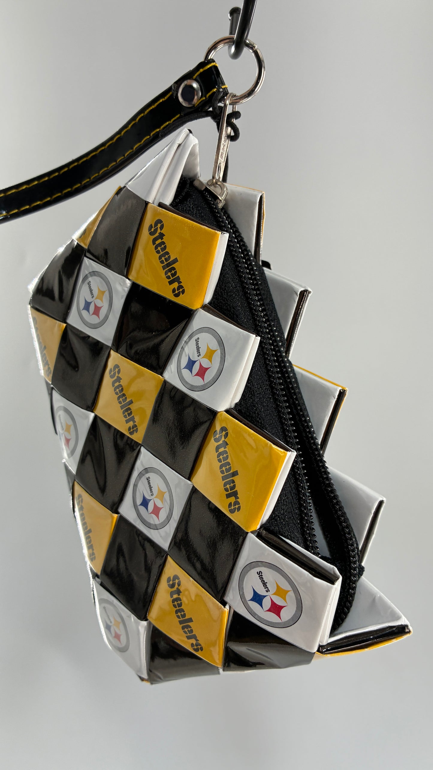 Deadstock Vintage STEELERS OLLIN NFL Wristlet Made in Mexico