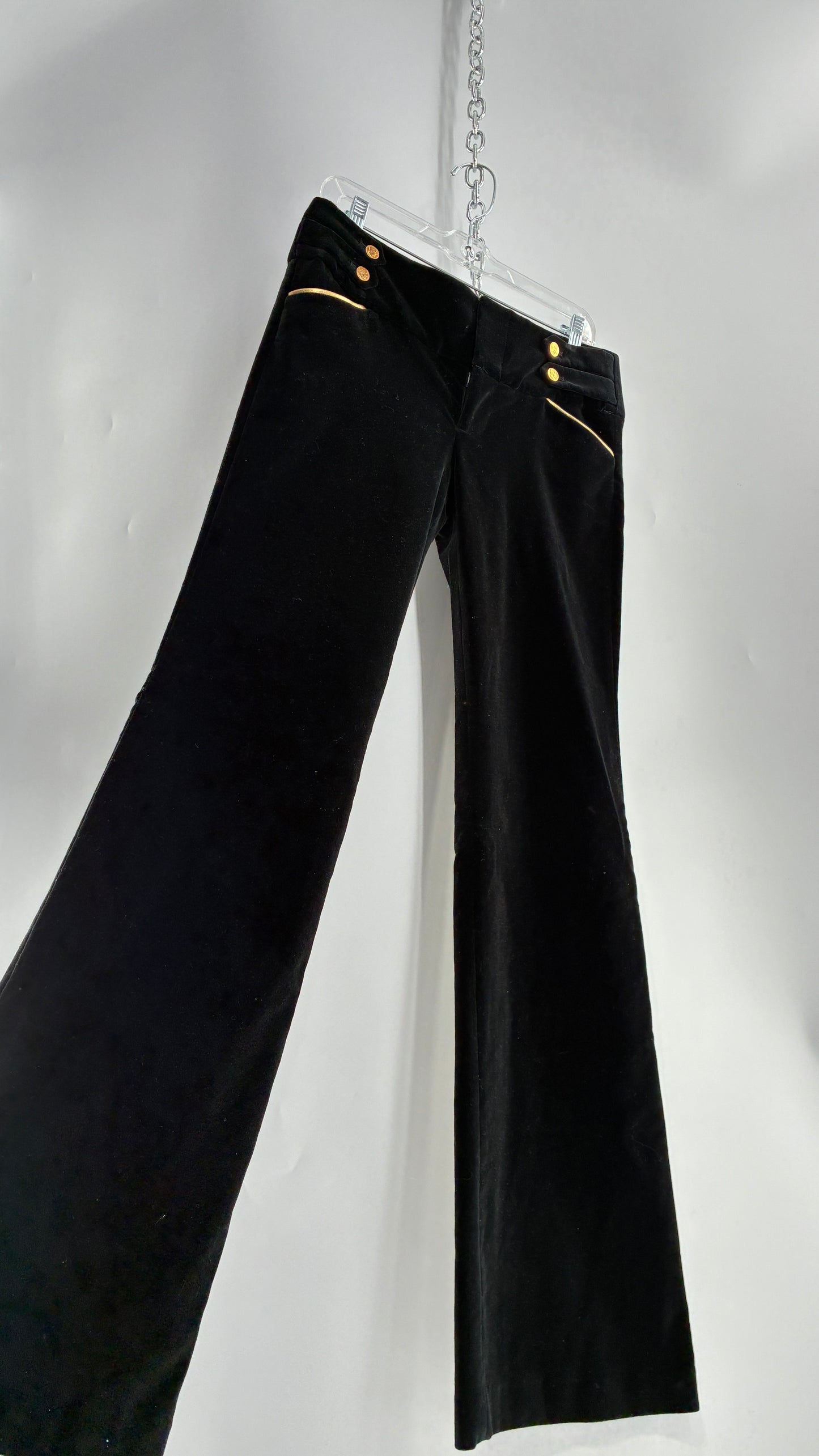 Vintage Alice + Olivia Thick Black Velour Low Rise Kickflare Pants with Thick Waistband with Gold Coin Detailing (6)