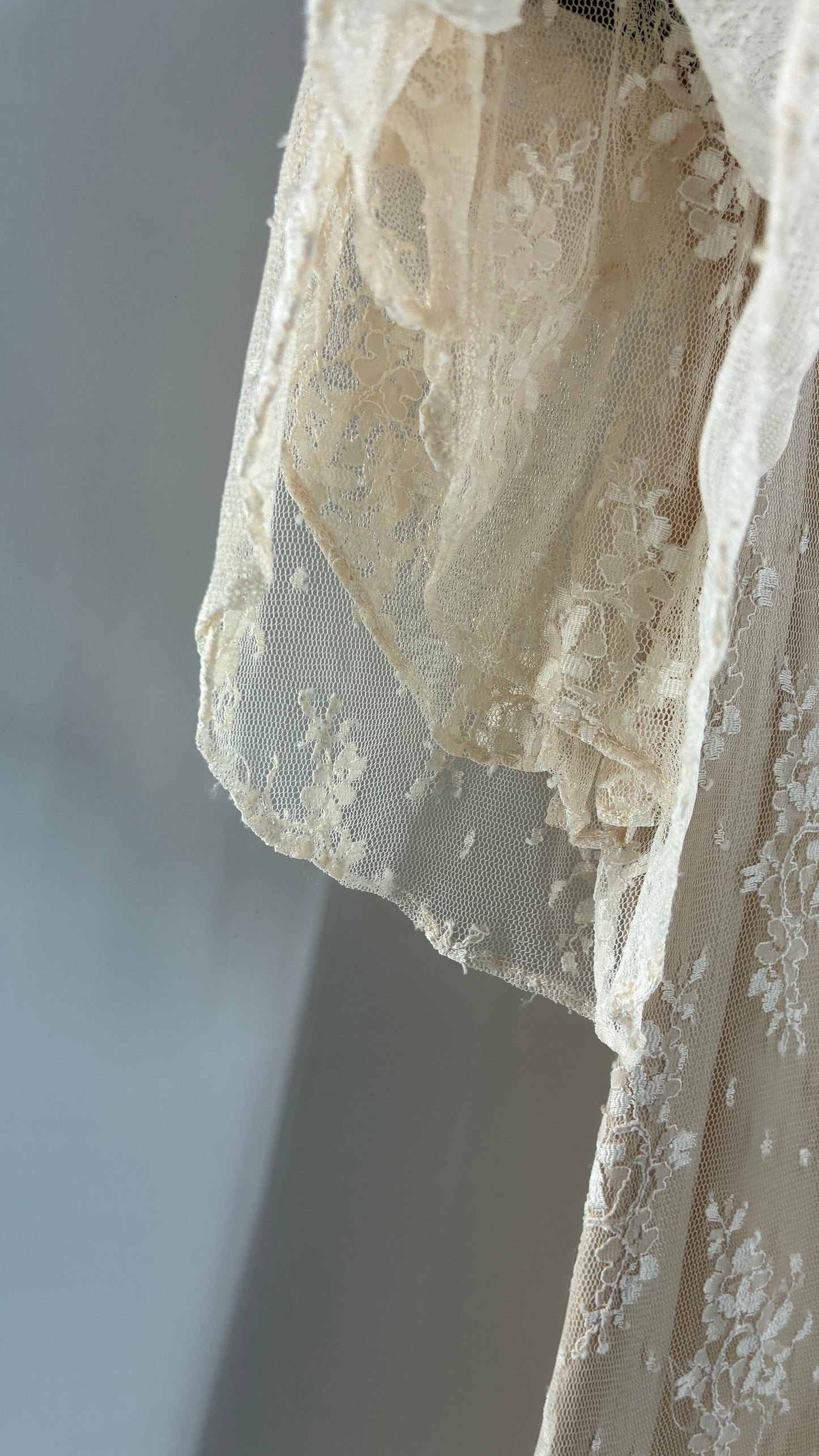 Vintage Ivory Lace Gown with Petal Sleeves, Tiered Hemline (5/6)
