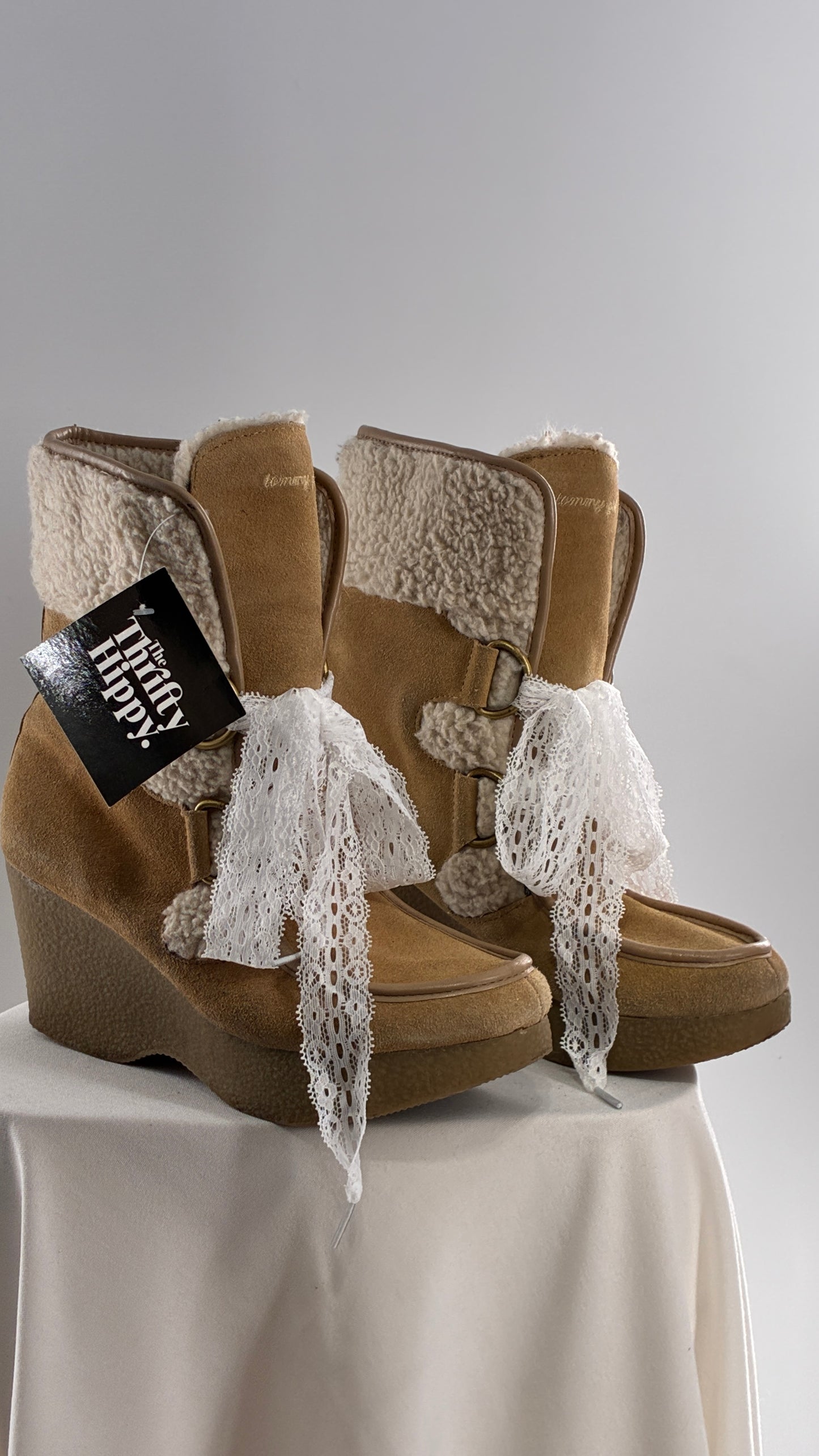 Vintage TOMMY GIRL Suede Leather Wedge Heels with Sherpa Details and Lace Trim Laces (8)