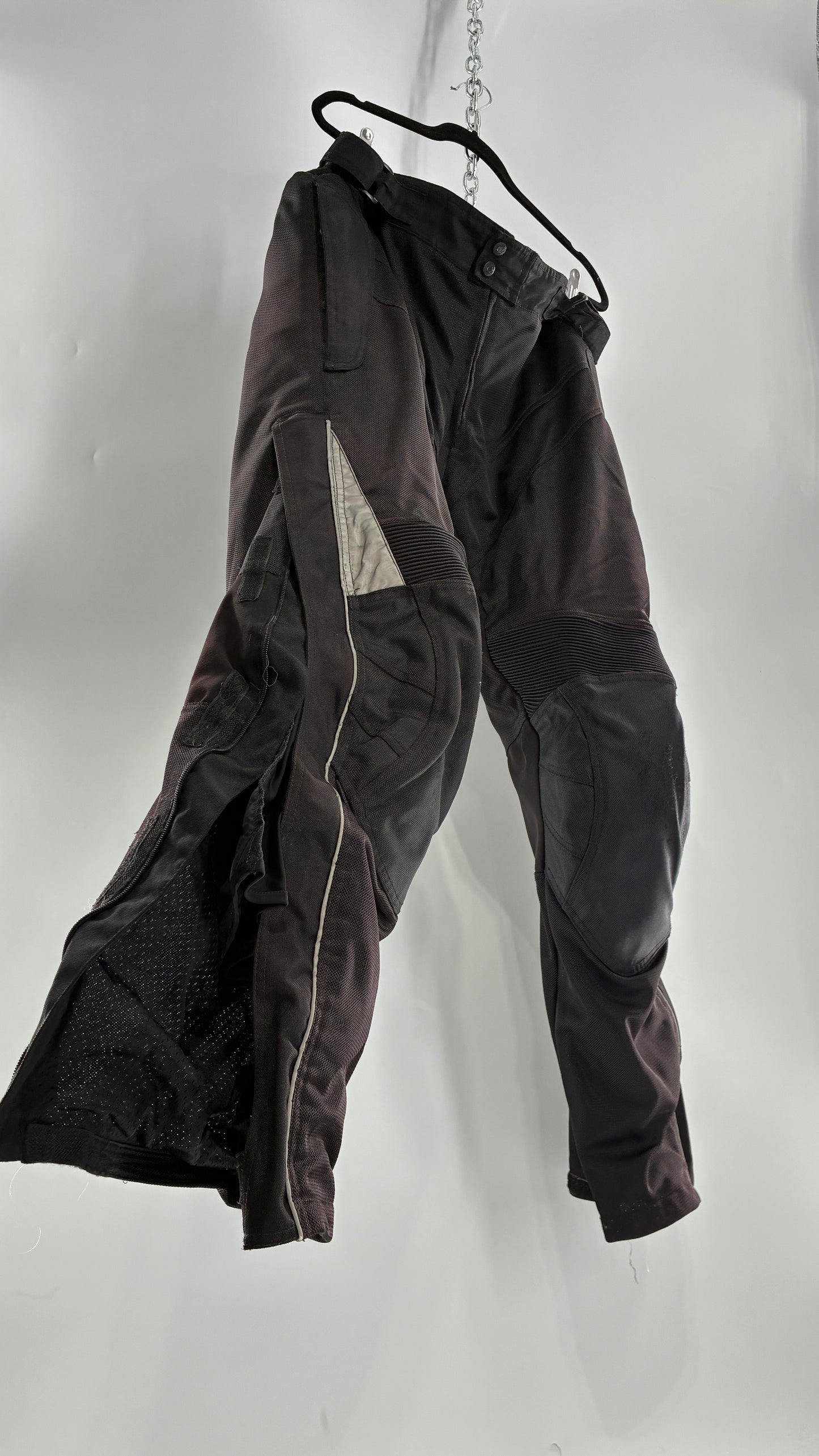 Vintage TOURMASTER VENTURE2.0 Motorcycle Riding Pants with Built In Padding (XXL Short)