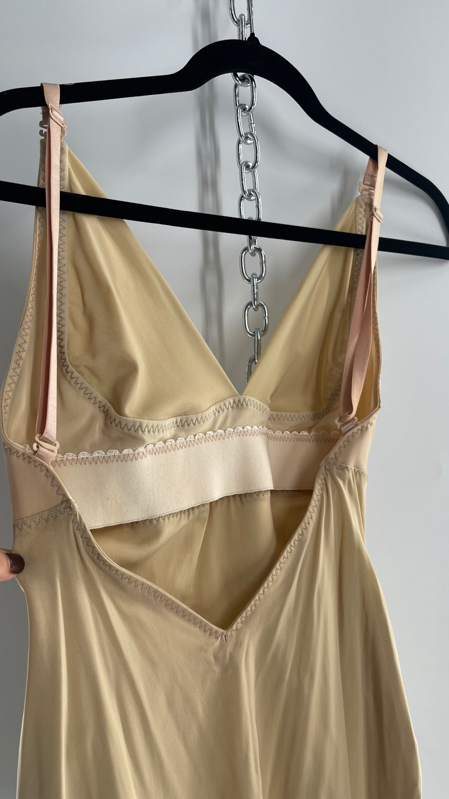 Yummie Beige Two Faced Tech Control Shapewear Mini (Large)