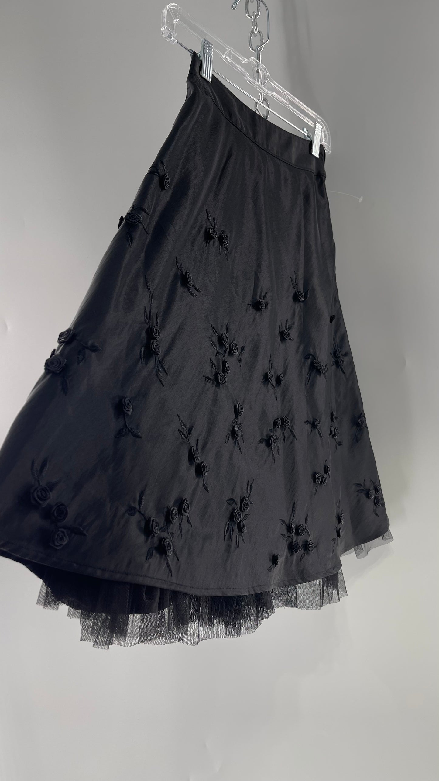 Vintage Josephine Chaus Petite Black Skirt with Rosettes and Mesh Underlay (6P)