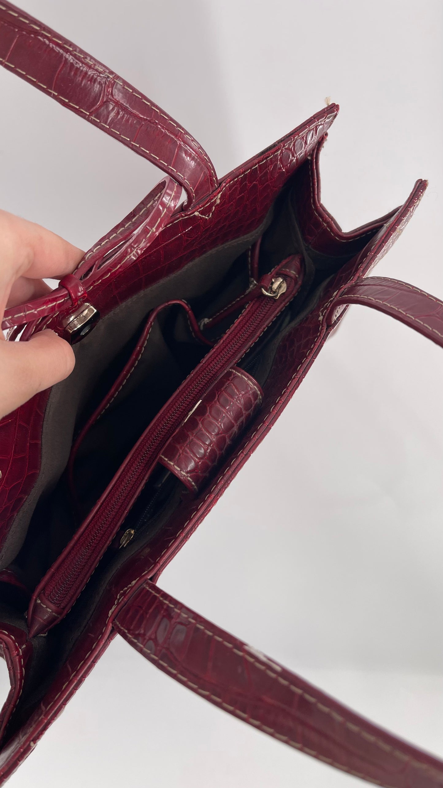 Vintage Liz Claiborne 1990s Cherry Red Crocodile Embossed Structured Bow Bag