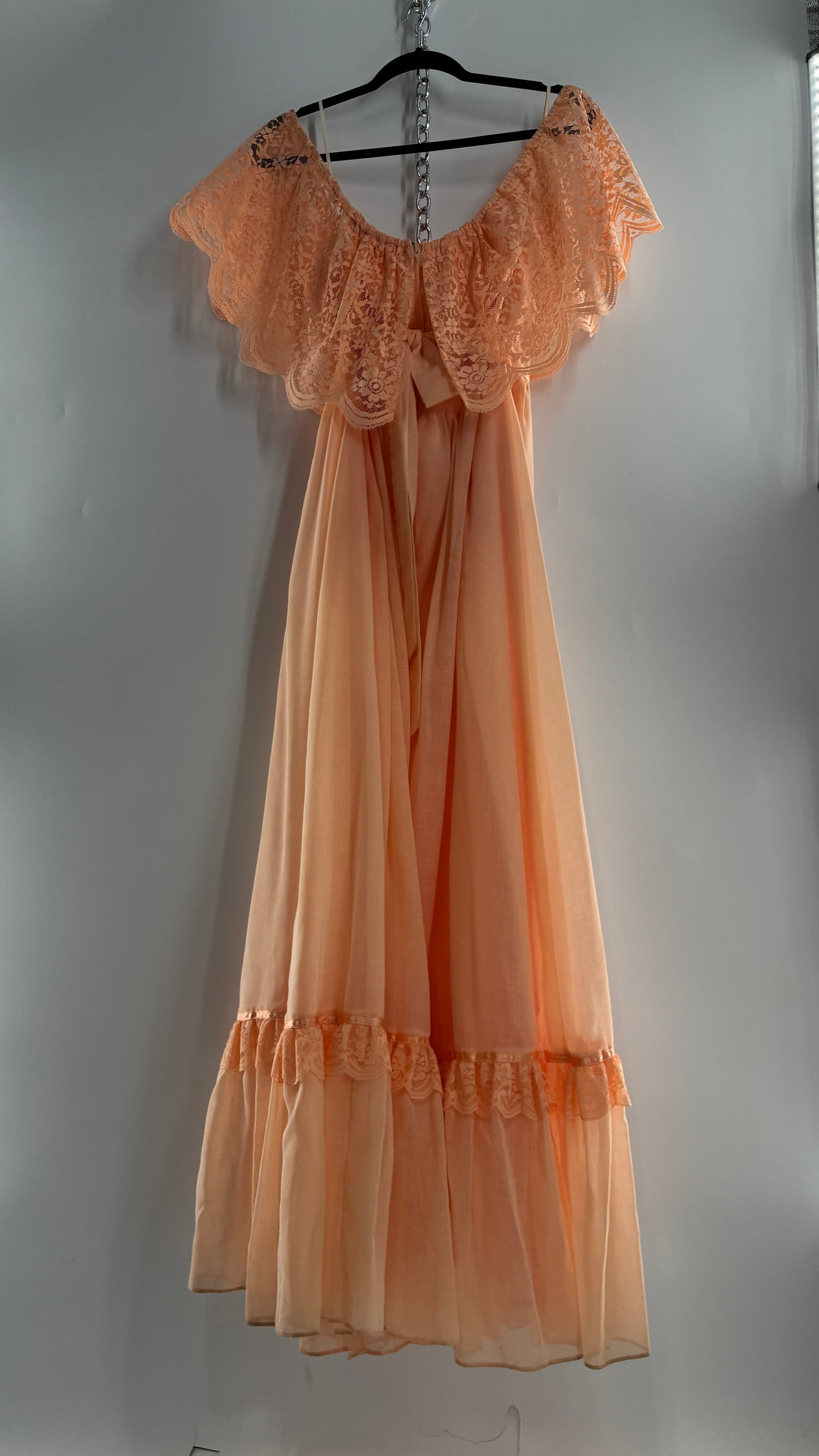 Vintage 1960s Ruffled Off the Shoulder Peach Full Length Voluminous Gown with Tie Back (9/10)