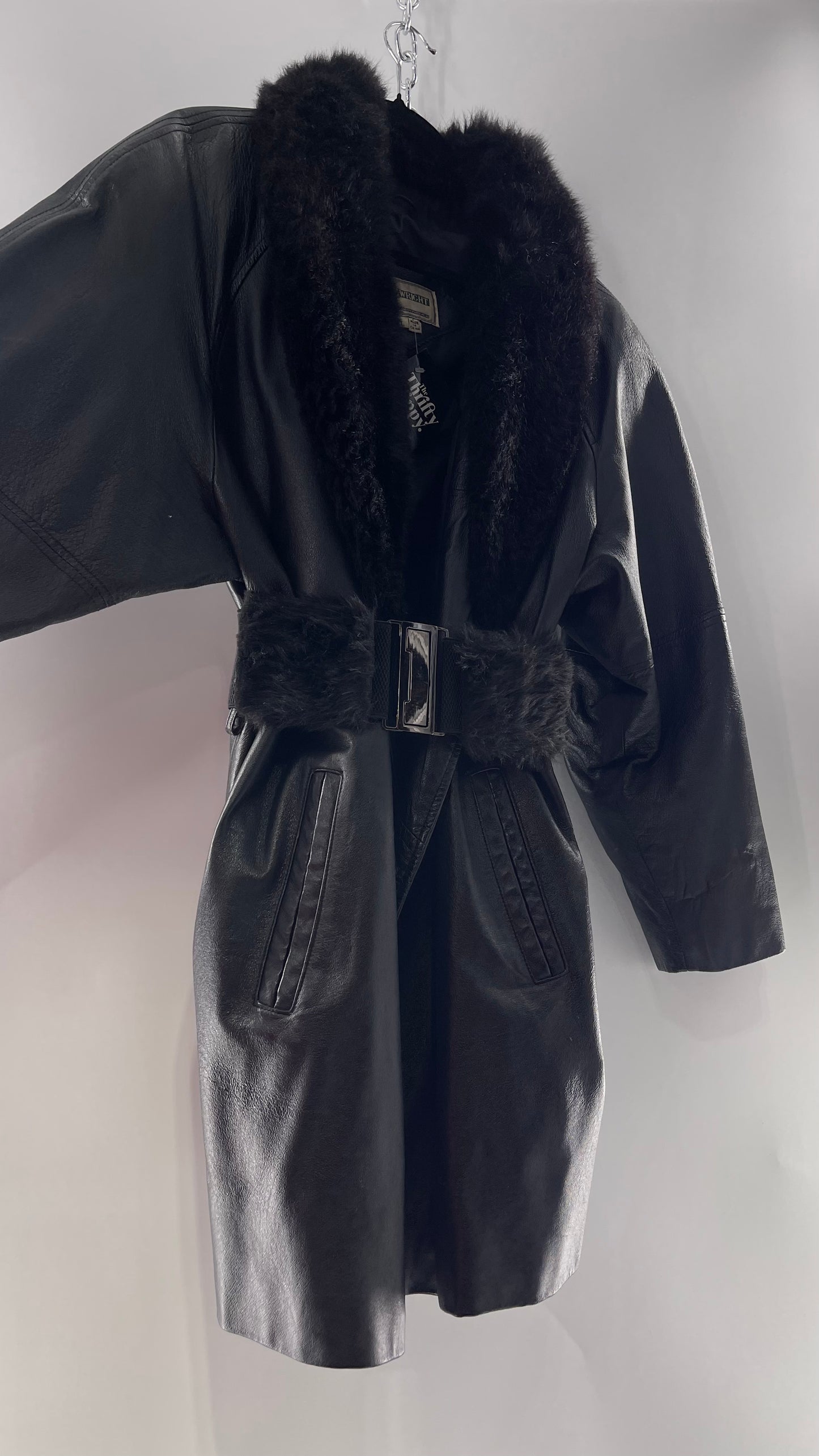 FITZWRIGHT Vintage Black Leather Coat with New Zealand Opposum Fur Collar and Faux Fur Belt (C)(Large)