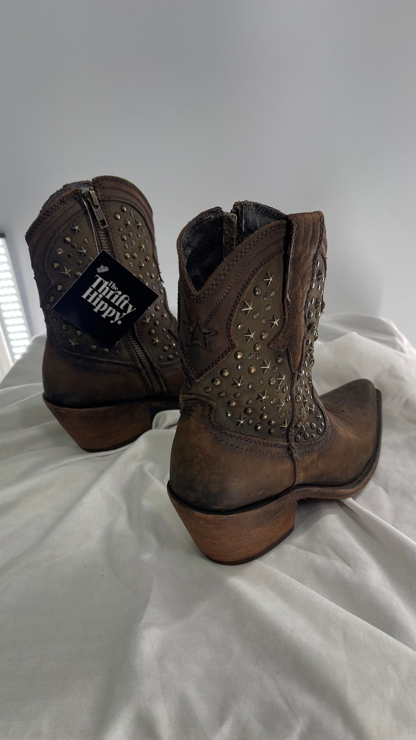 LIBERTY BLACK Handmade in Mexico Leather Cowboy Boots with Star Studs (7.5)