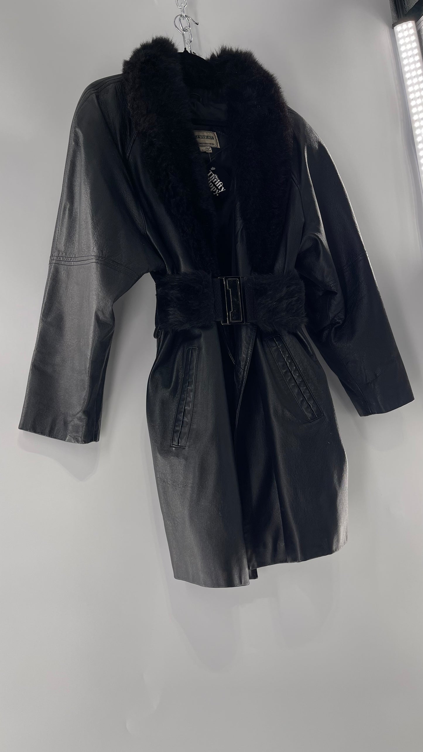 FITZWRIGHT Vintage Black Leather Coat with New Zealand Opposum Fur Collar and Faux Fur Belt (C)(Large)