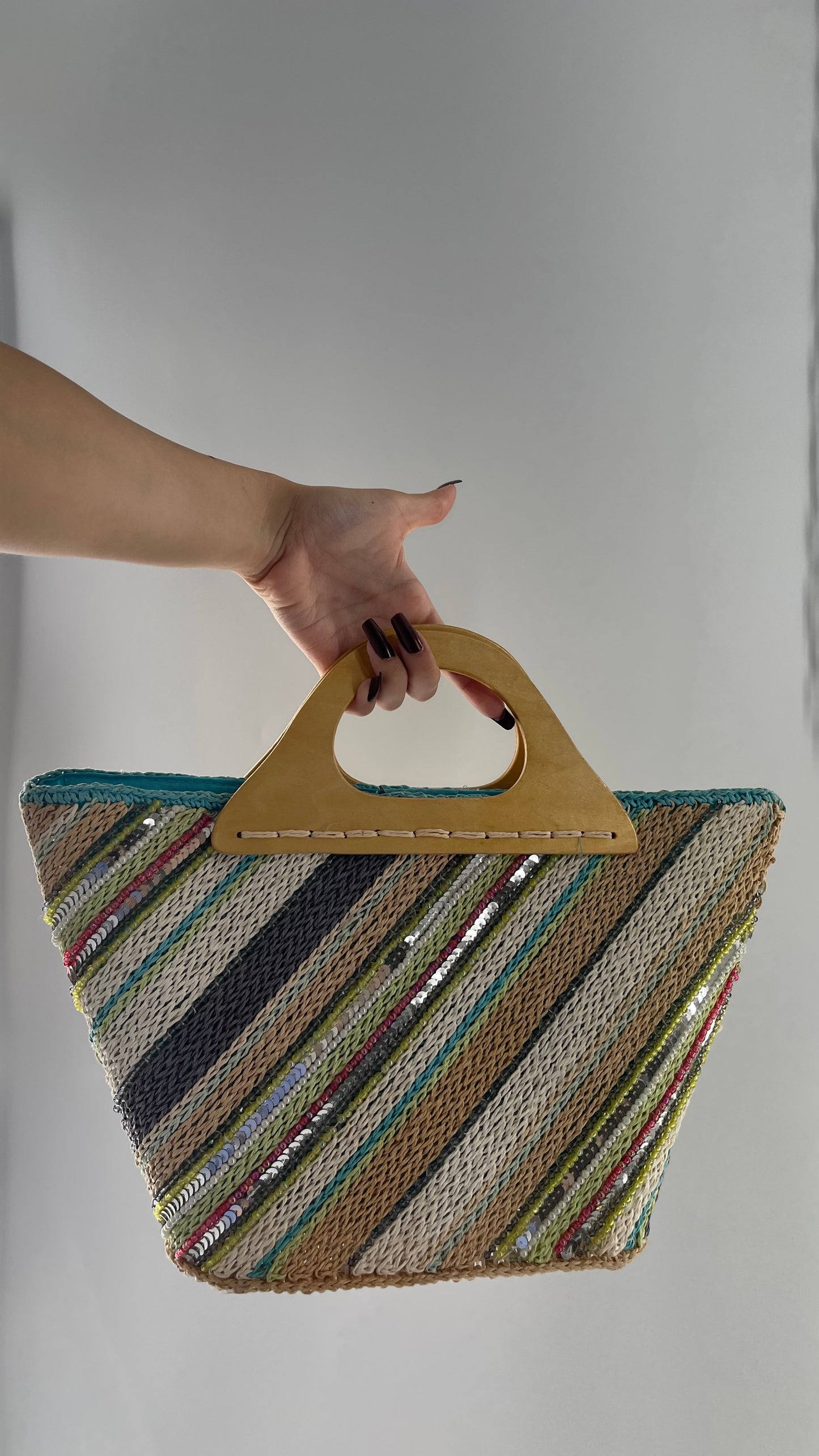 Vintage Woven Straw Purse with Sequins and Beaded Details