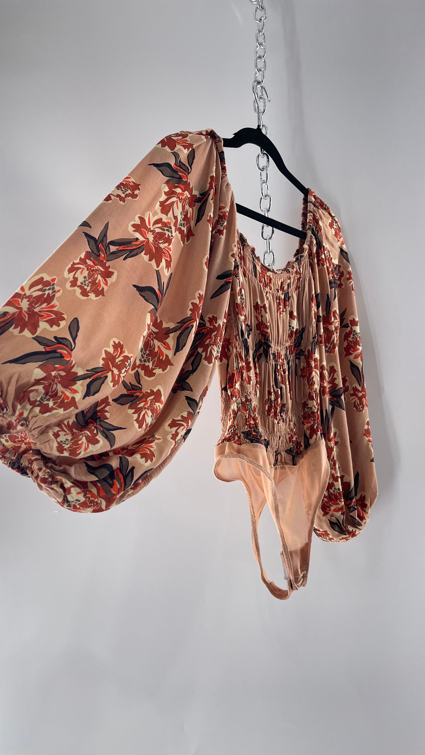 Free People Dusty Pink Smocked Floral Bodysuit with Dramatic Excessive Bubble Sleeves (XS)