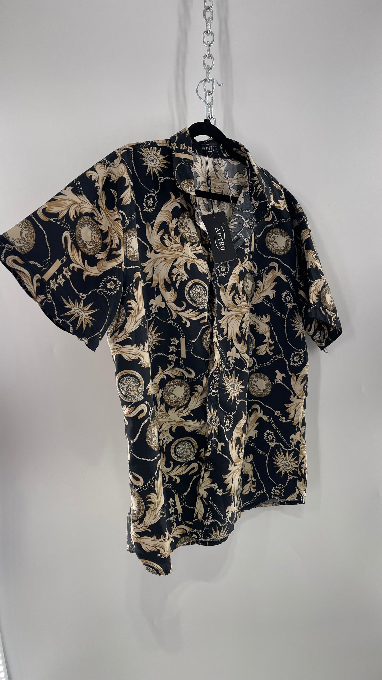 APTRO Black and Gold Brocade Short Sleeve Button Up with Tags (XXXL)