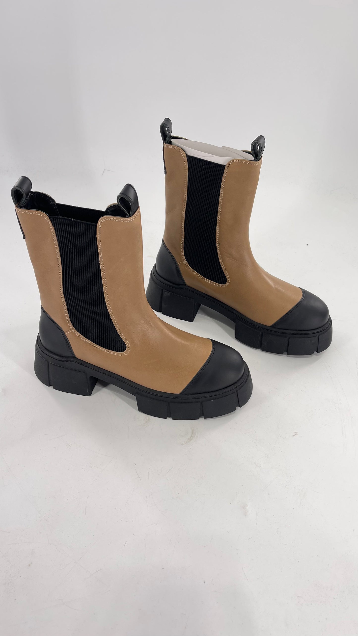 Free People James Chelsea Boot Tan with Chunky Heel and Raised Platform Sole (37.5)