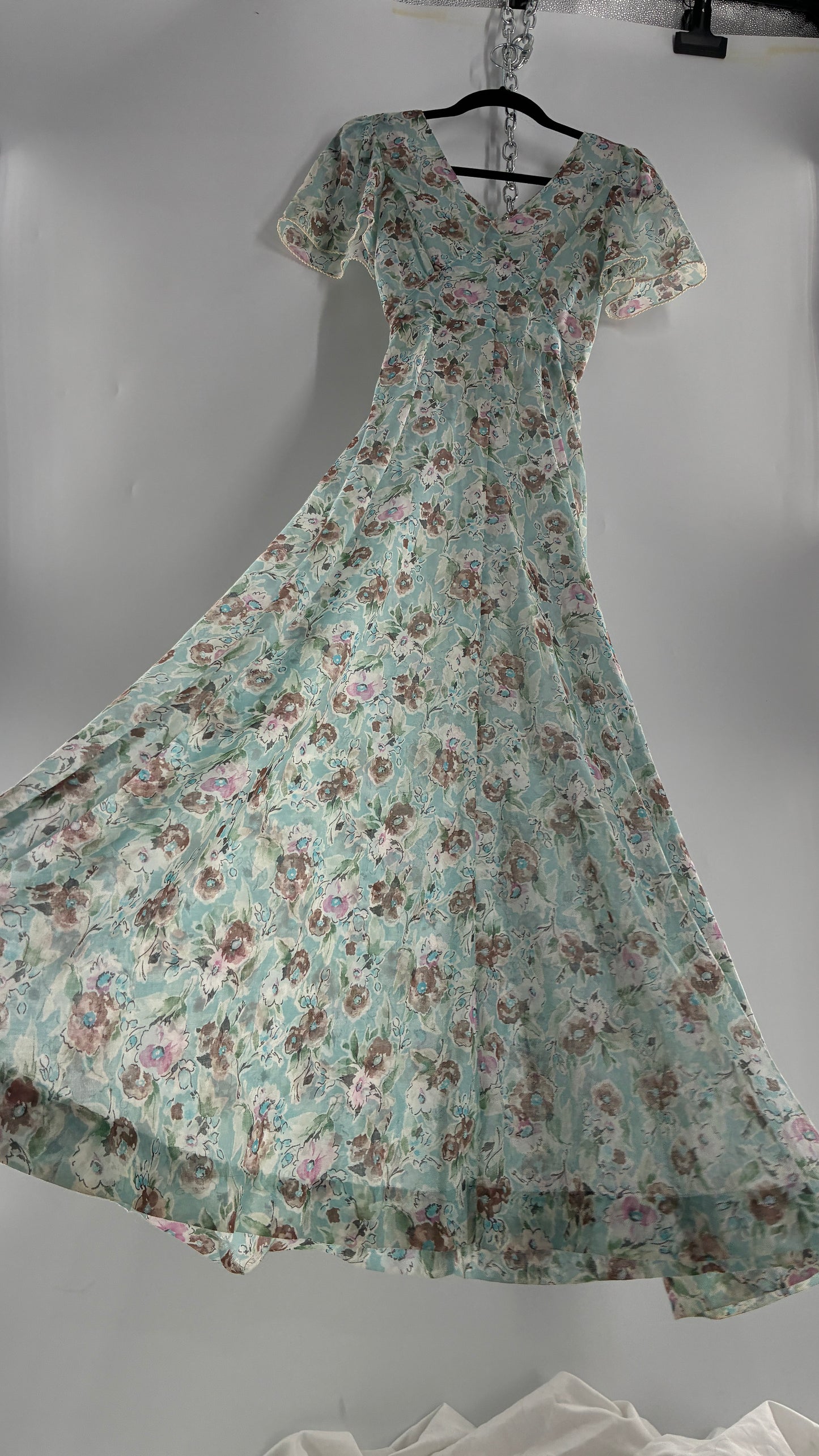 Handmade Vintage PLAIN JANE 1970s Voluminous Floral Gown with Bust Detail and Open Back (XS)