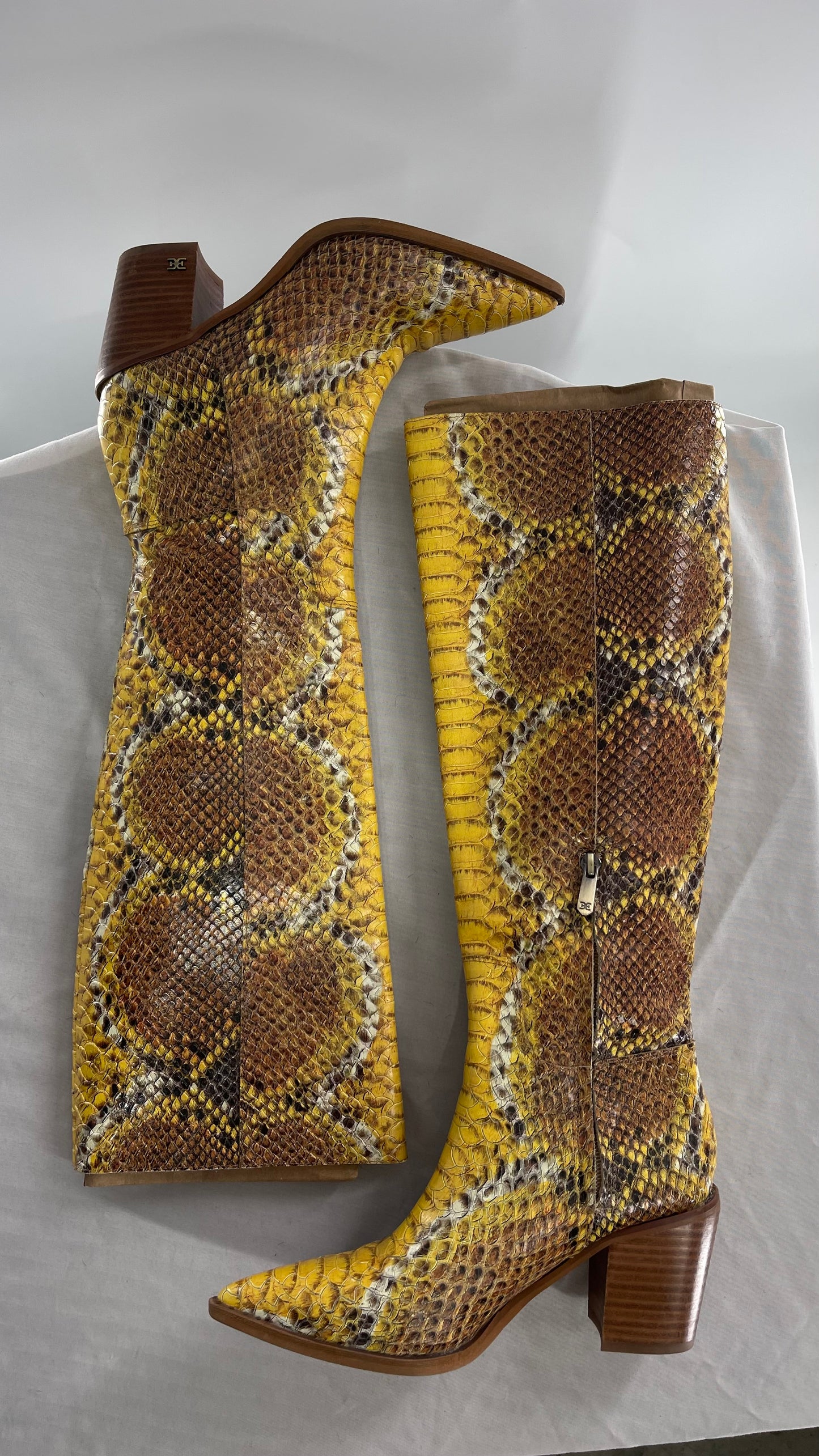 Sam Edelman Yellow Snakeskin Patterned Pointed Toe Knee High Boots (7)
