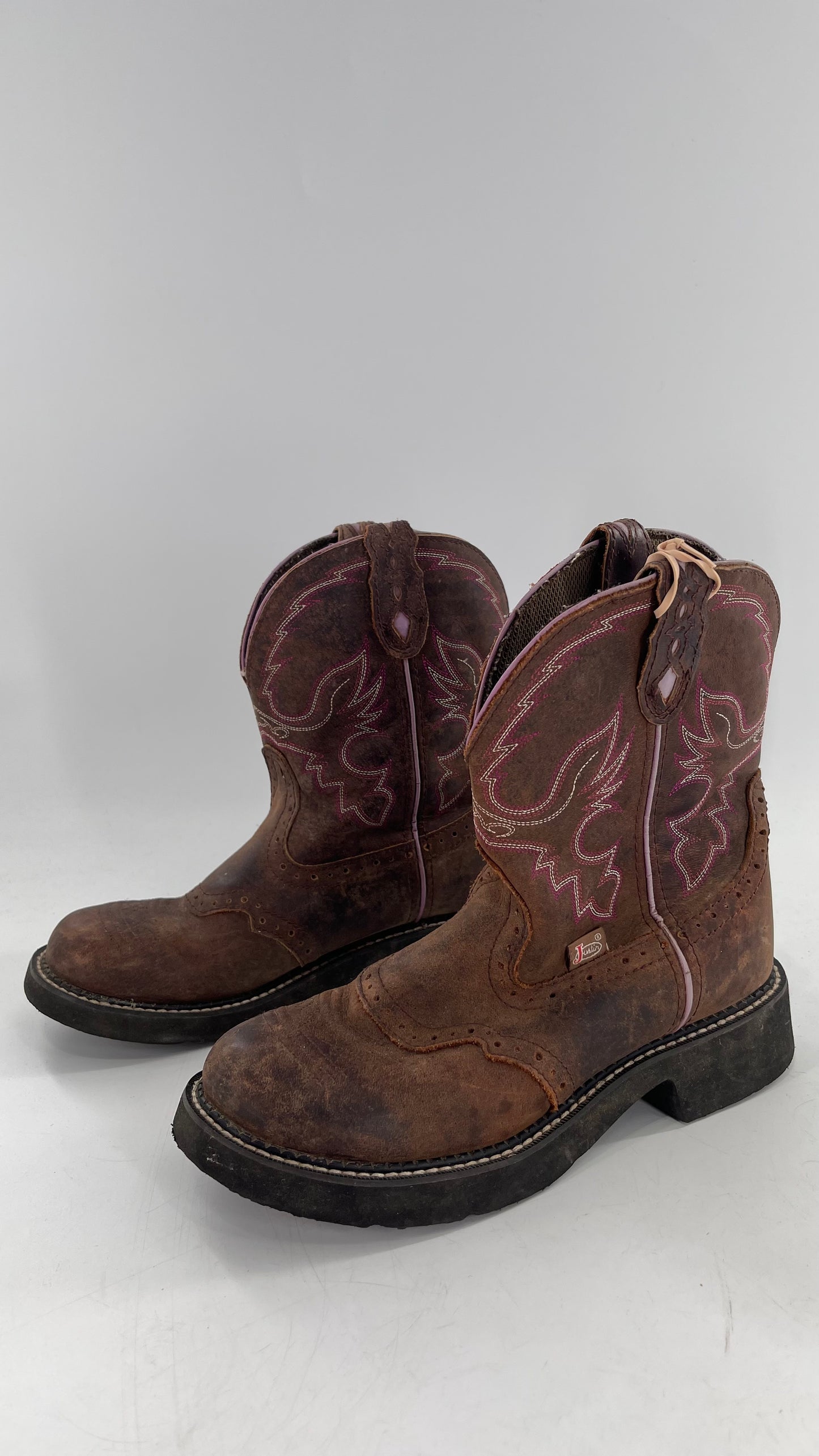 Justin Gypsy Edition Brown Leather Short Cowboy Boot with Pink Embroidery/Stitching (9)