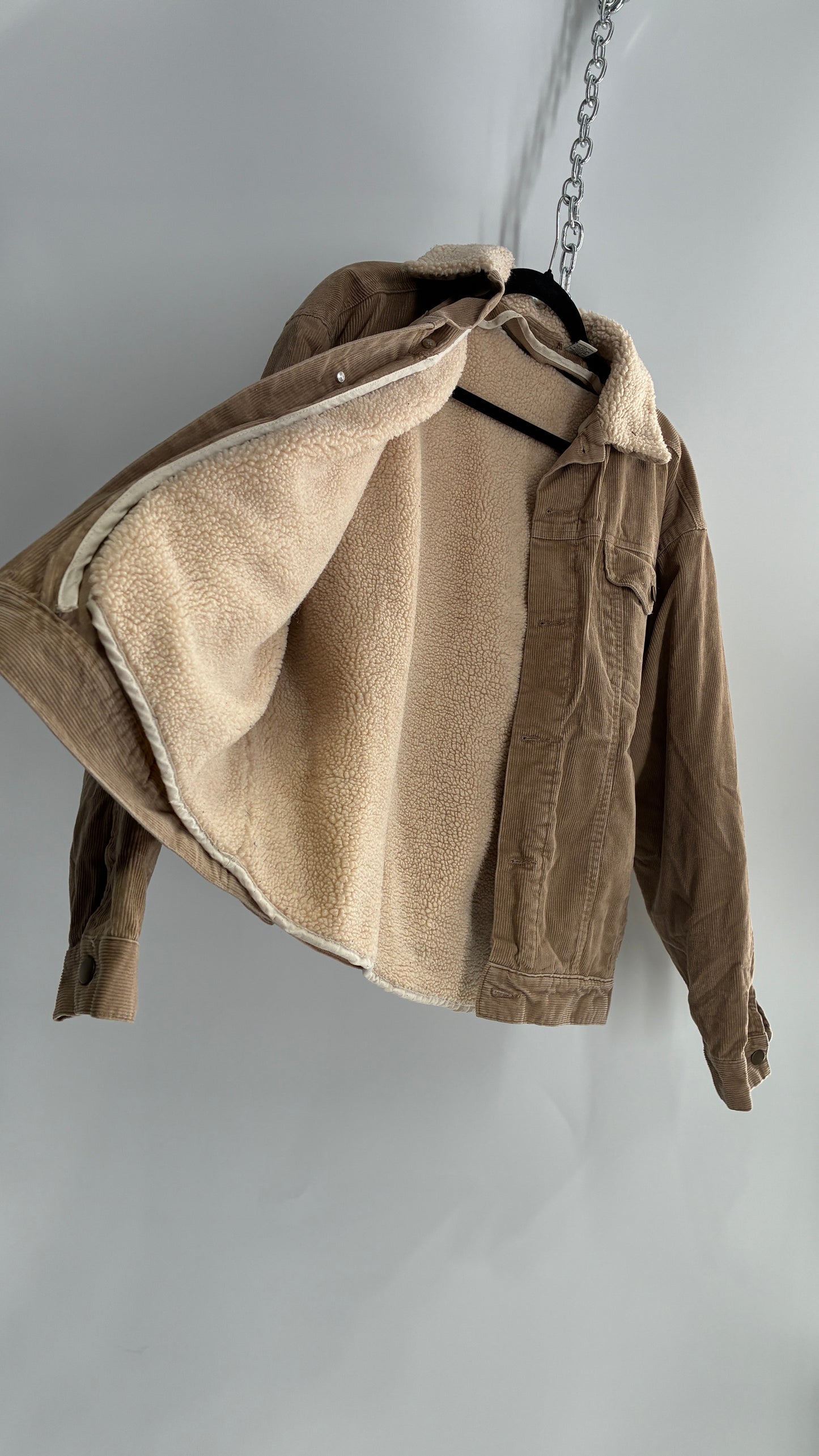 Vintage Brown Corduroy Jacket with Sherpa Lining and Collar (Adult S)