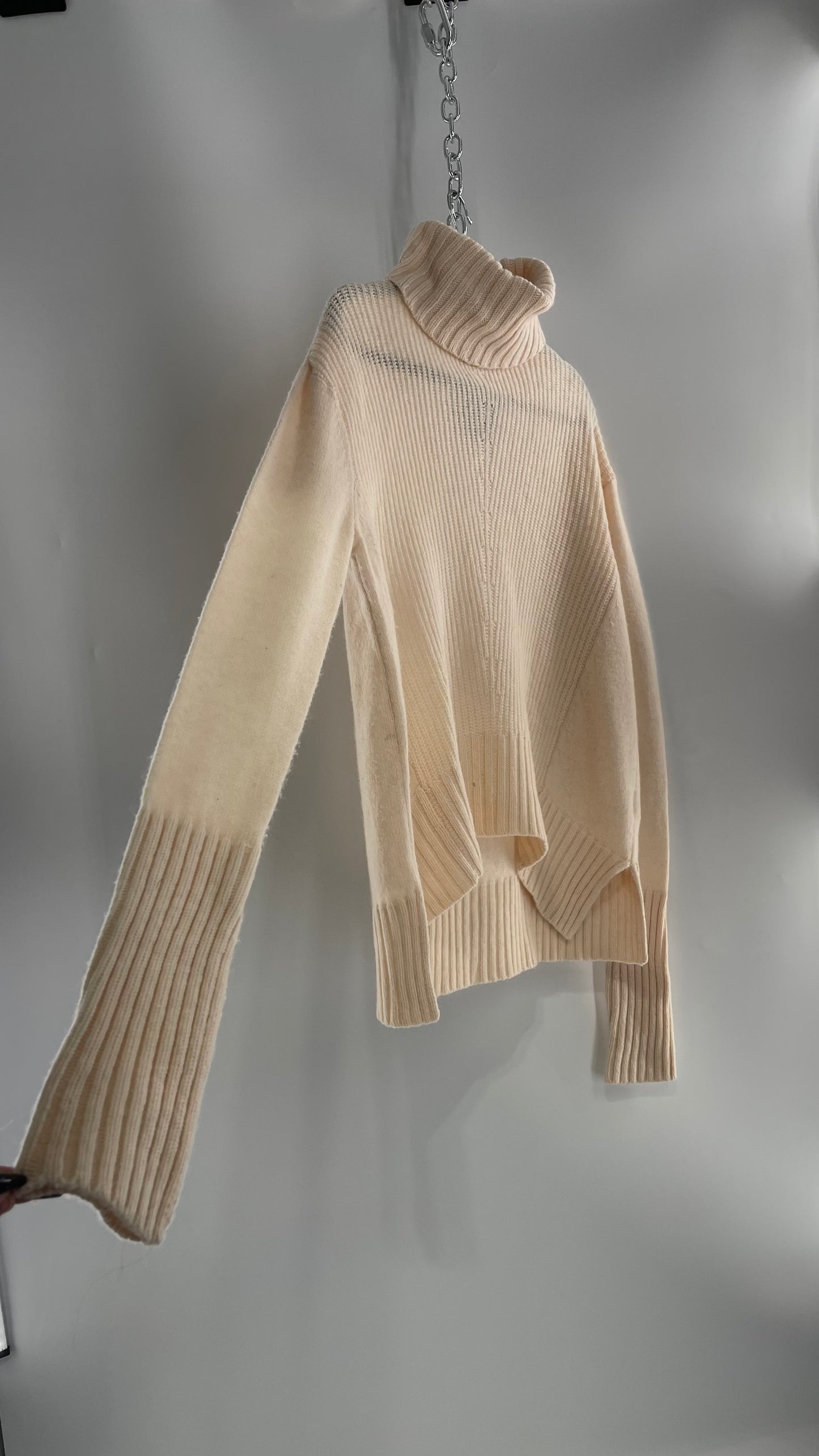 MOTH Anthropologie 80% Wool Ivory Off White Knit Turtle Neck Sweater (Small)