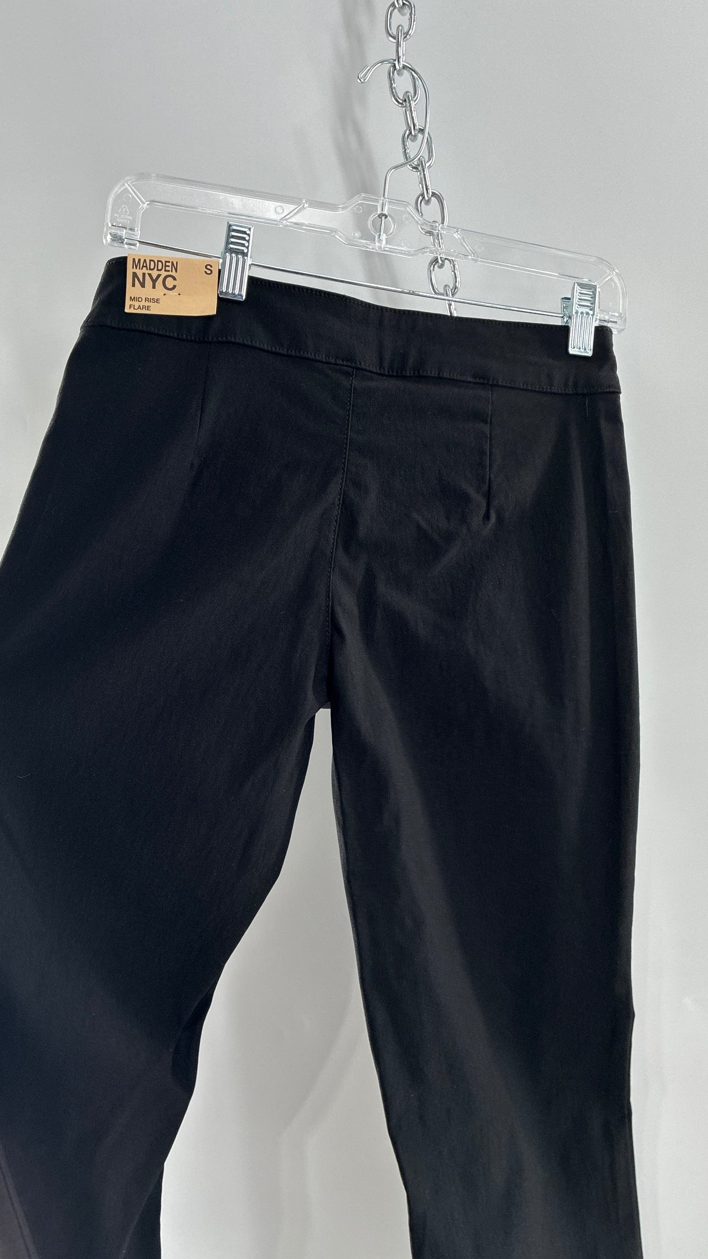 Deadstock Vintage MADDEN NYC Stretchy Black Mid Rise Flare (Small)