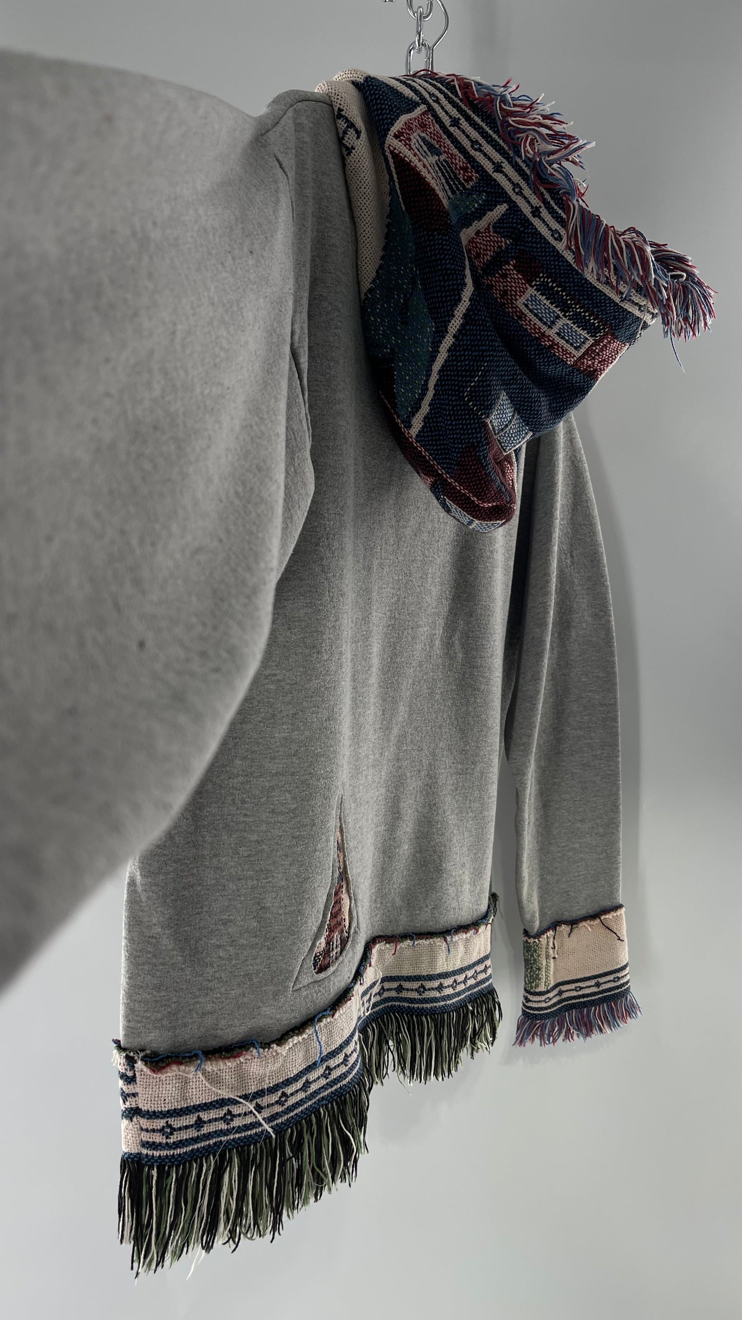 CUSTOM NY Tappanzee Rugged Distressed Blanket Hoodie with Coloration Gradient (S/M)