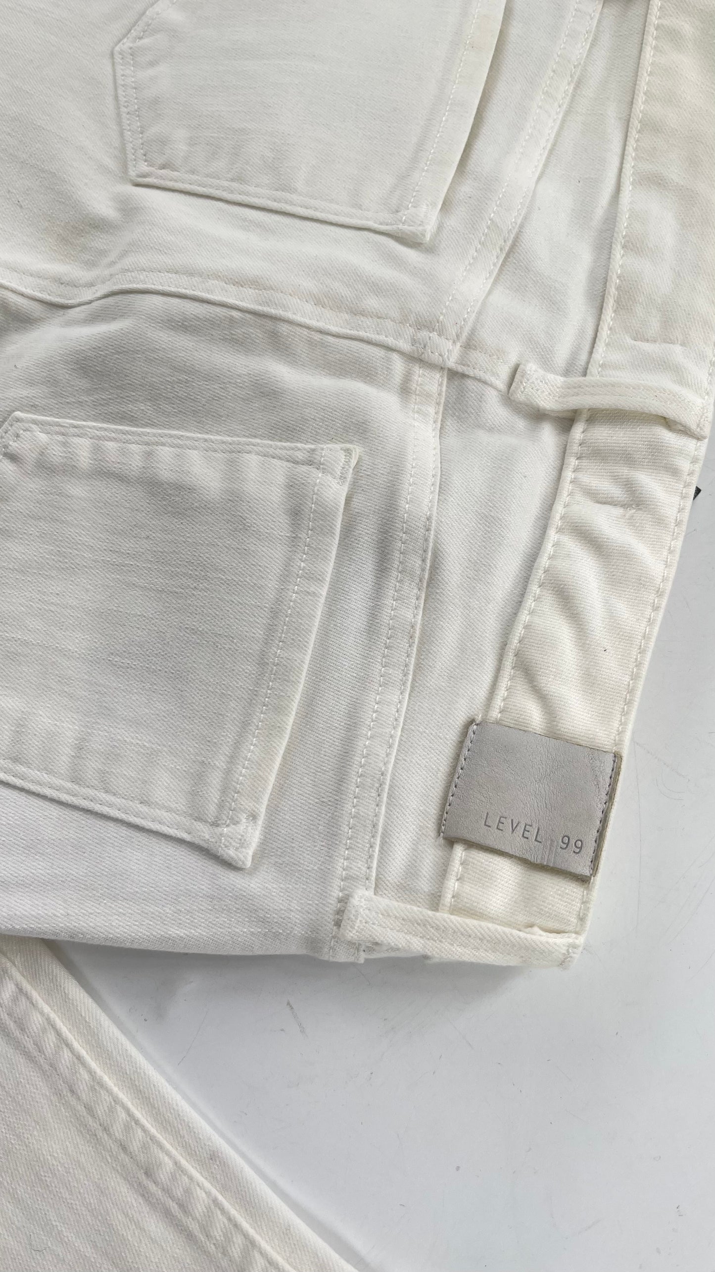 Level 99 White Jeans (25)