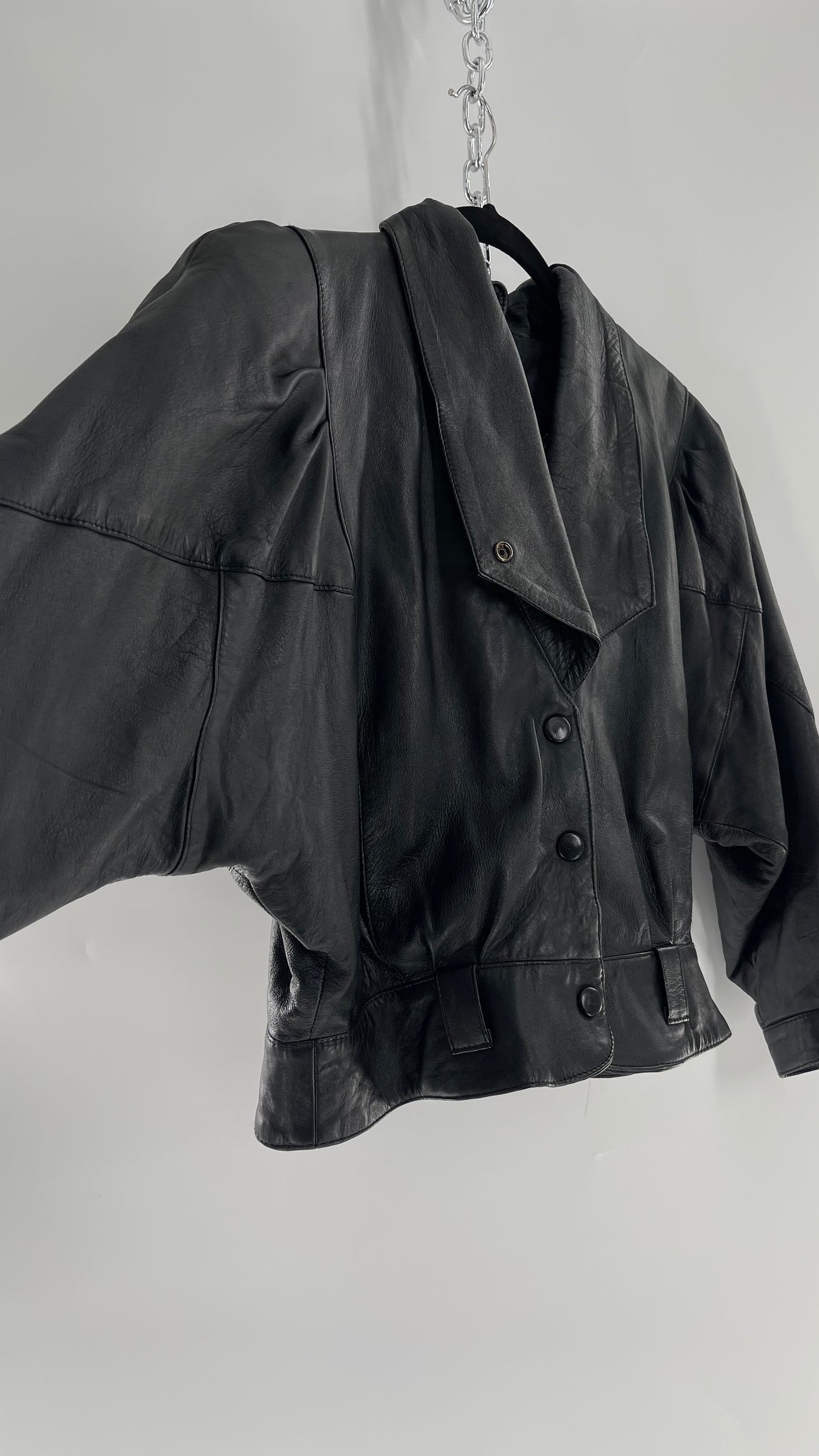 Vintage Black Leather Cropped Motorcycle Jacket (Medium)