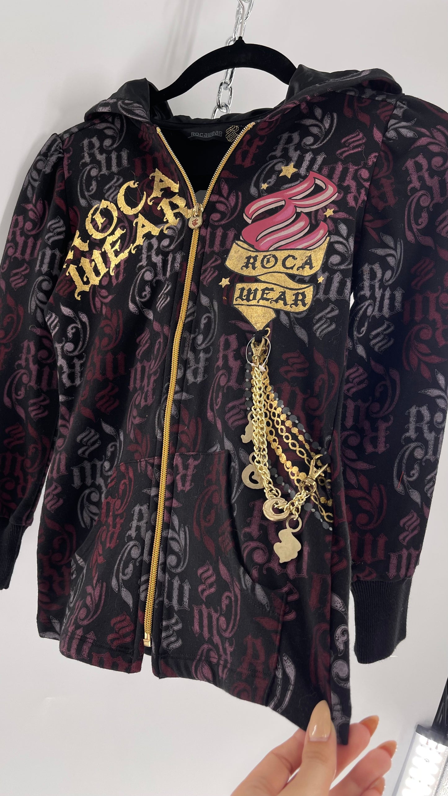 Vintage All Over Rocawear Logo Zip Up Hoodie with Gold Charm Chain and Silky Hood (XS/S)